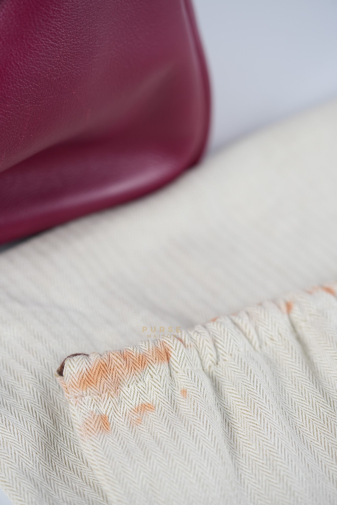 Lindy 34 in Vibrant Magenta Swift Leather & Palladium Hardware Stamp Square O (2011) | Purse Maison Luxury Bags Shop