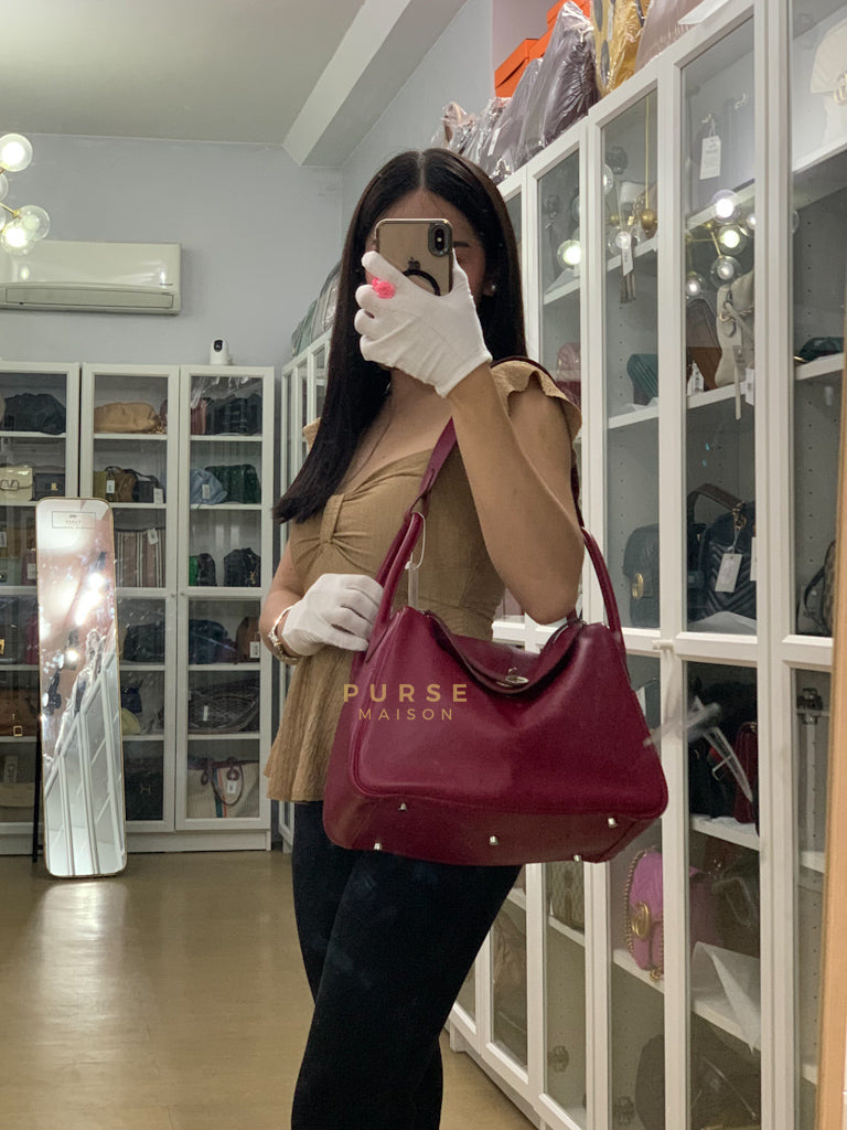 Lindy 34 in Vibrant Magenta Swift Leather & Palladium Hardware Stamp Square O (2011) | Purse Maison Luxury Bags Shop