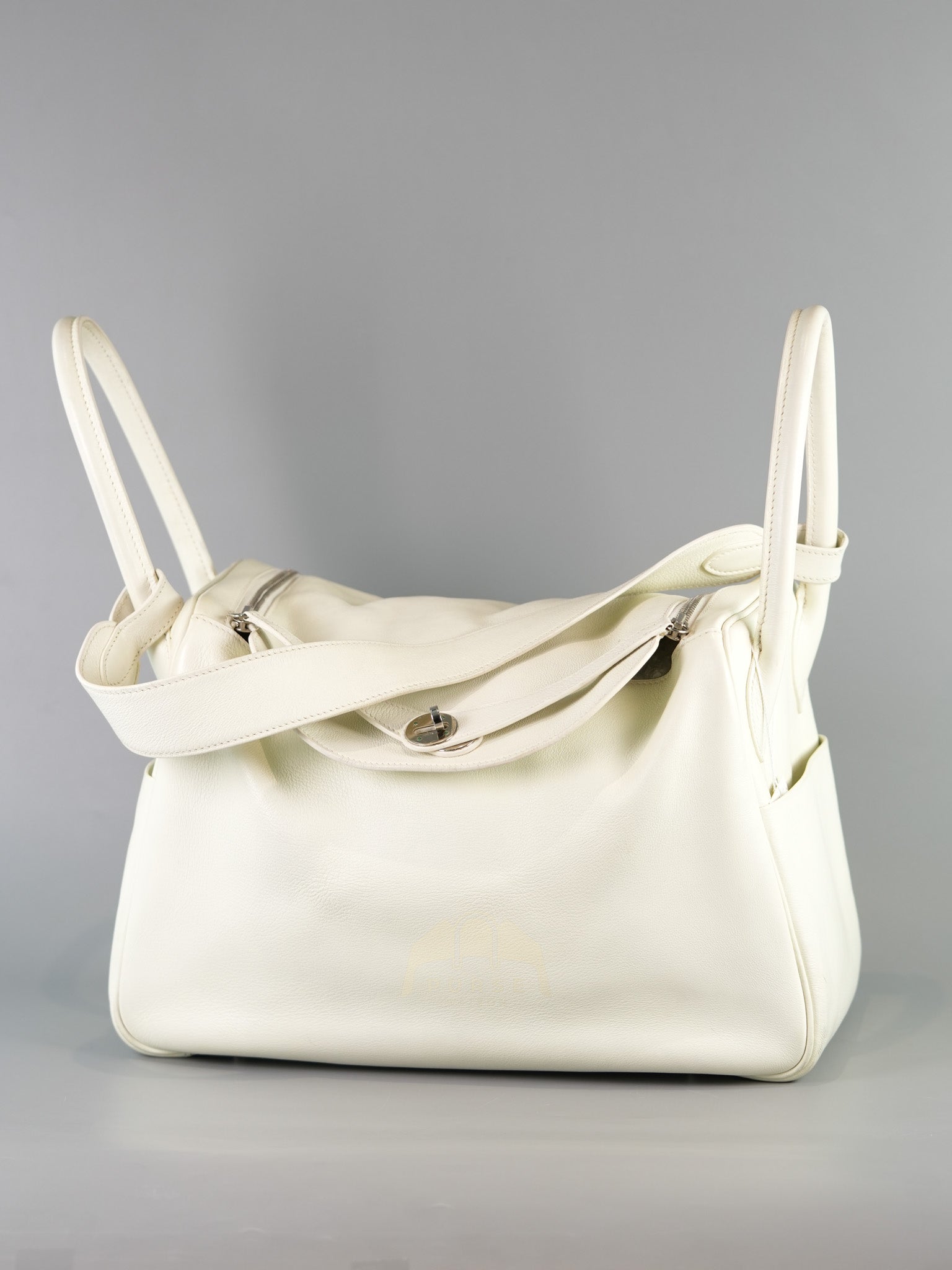 Lindy 30 in White Evercolor Leather & Palladium Hardware Stamp Square K (2007) | Purse Maison Luxury Bags Shop