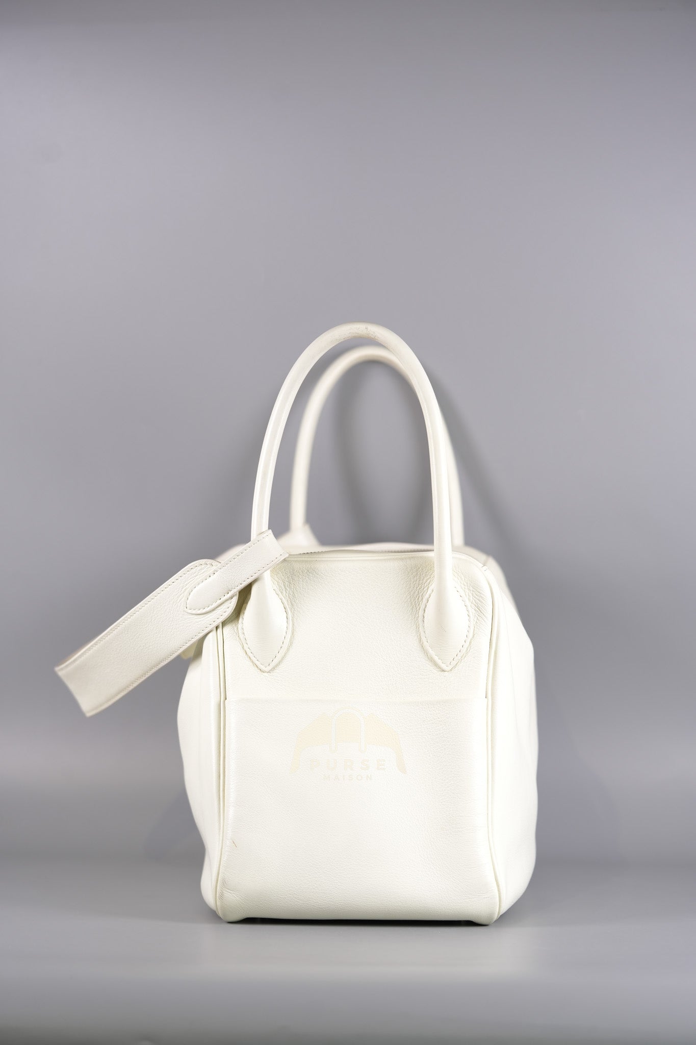 Lindy 30 in White Evercolor Leather & Palladium Hardware Stamp Square K (2007) | Purse Maison Luxury Bags Shop