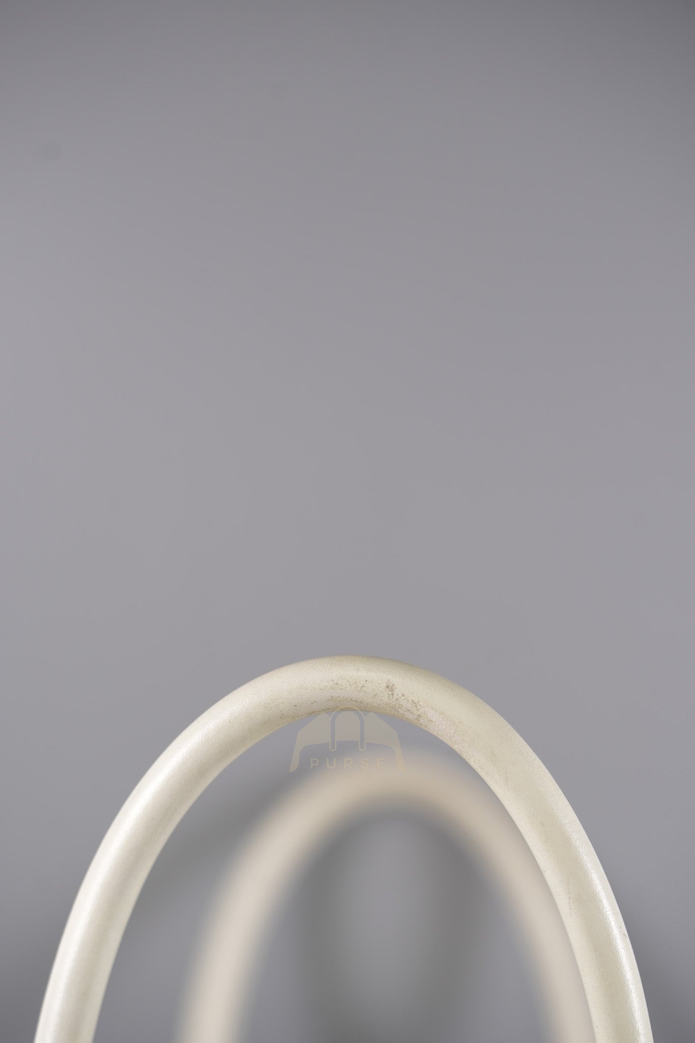 Lindy 30 in White Evercolor Leather & Palladium Hardware Stamp Square K (2007) | Purse Maison Luxury Bags Shop