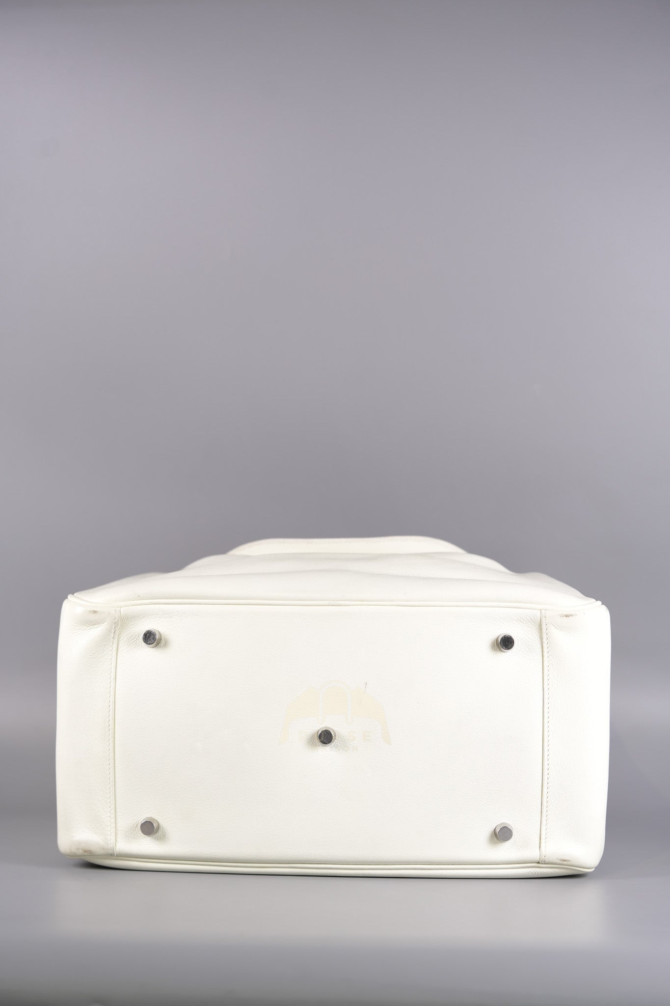 Lindy 30 in White Evercolor Leather & Palladium Hardware Stamp Square K (2007) | Purse Maison Luxury Bags Shop