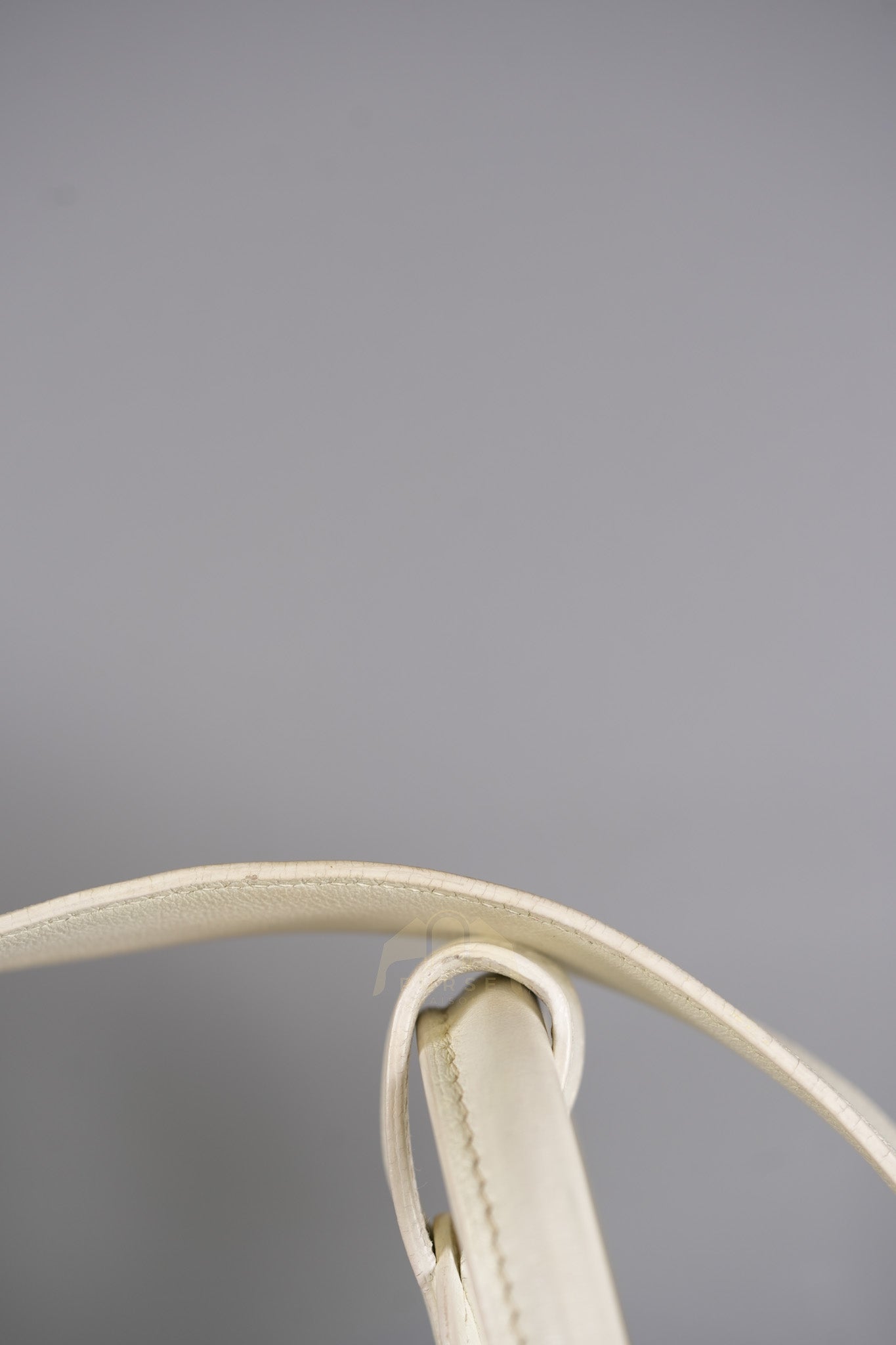 Lindy 30 in White Evercolor Leather & Palladium Hardware Stamp Square K (2007) | Purse Maison Luxury Bags Shop