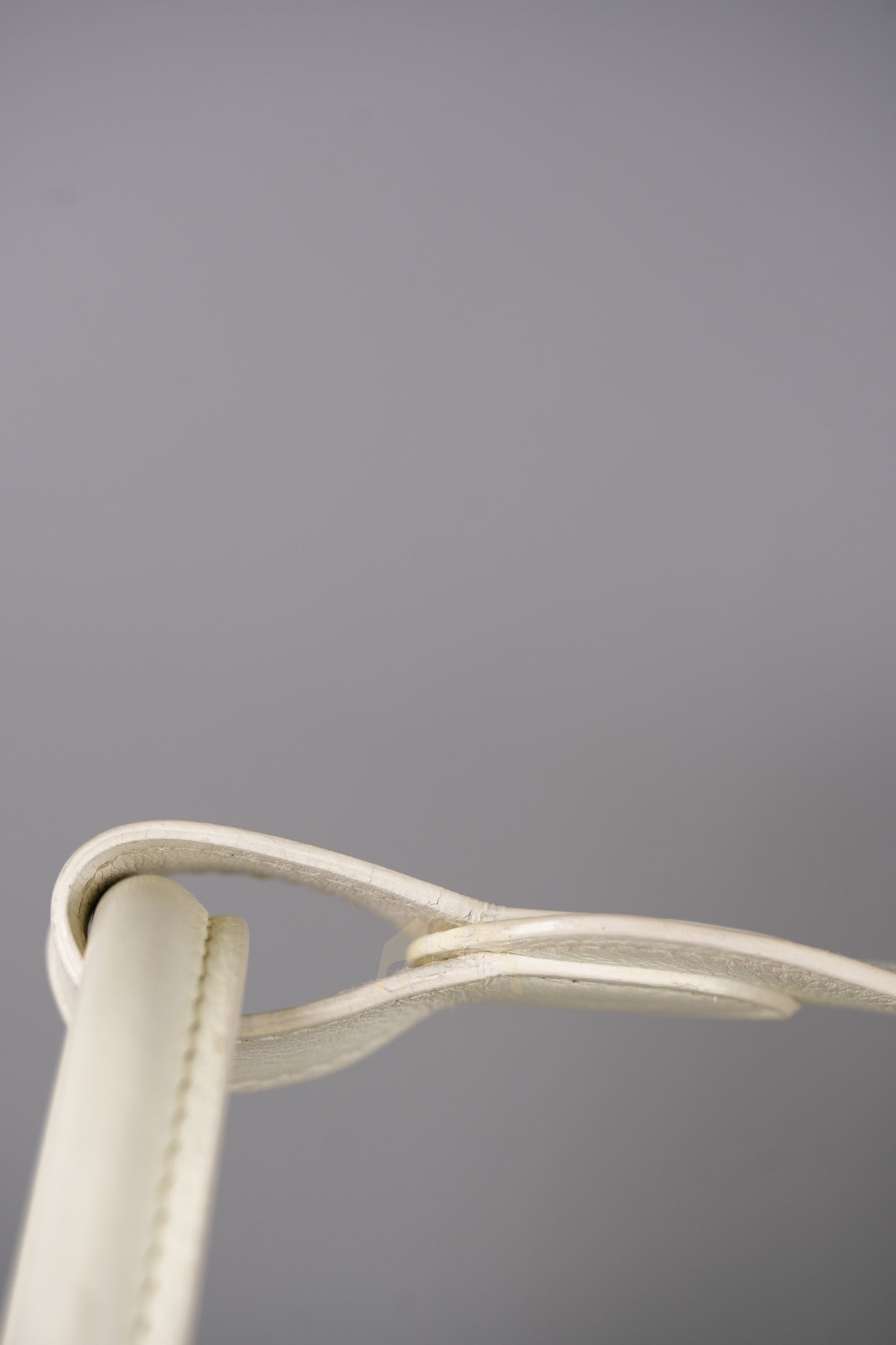 Lindy 30 in White Evercolor Leather & Palladium Hardware Stamp Square K (2007) | Purse Maison Luxury Bags Shop