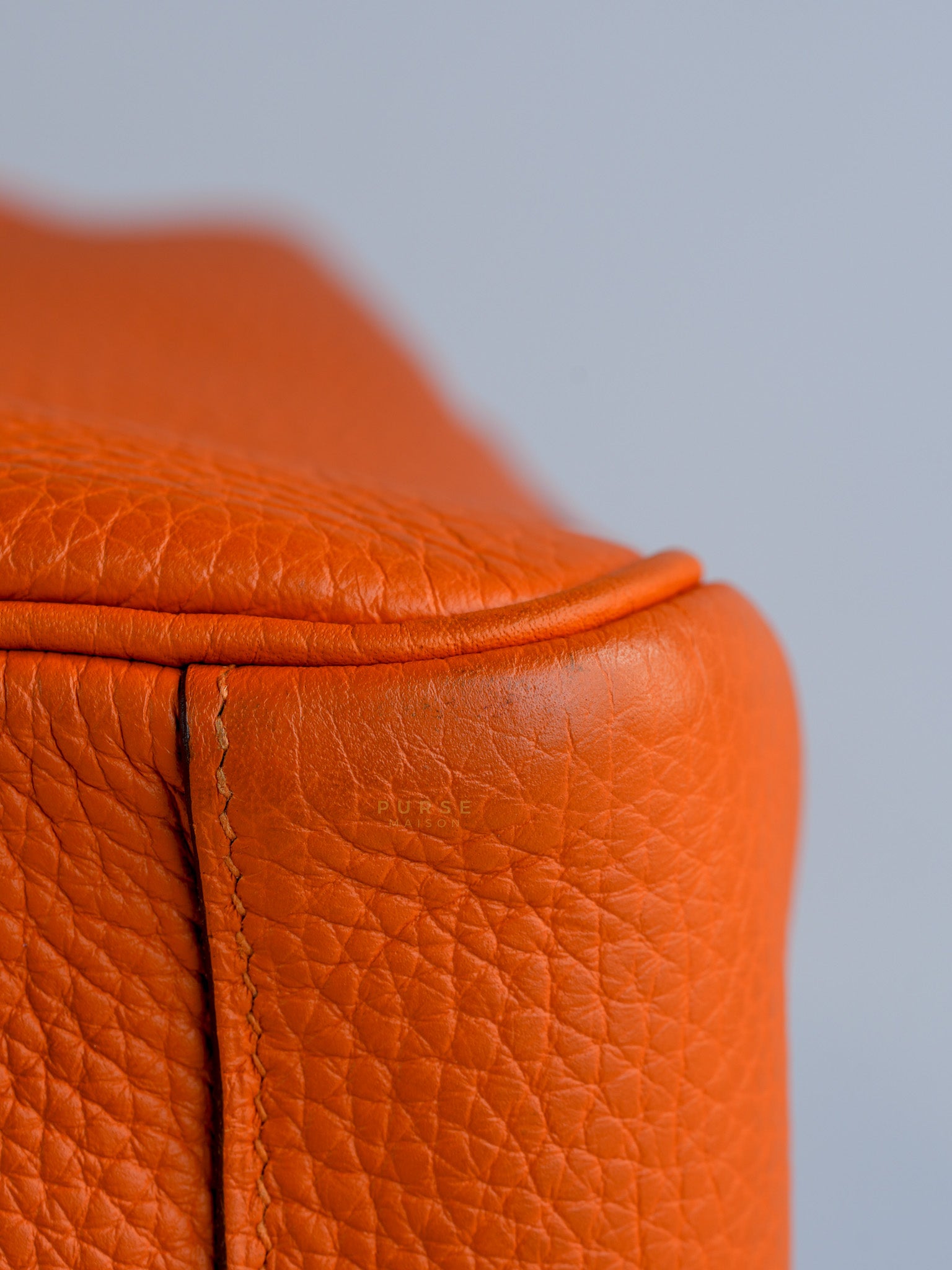 Lindy 34 Orange Clemence Leather and Palladium Hardware Stamp Square O (2011) | Purse Maison Luxury Bags Shop