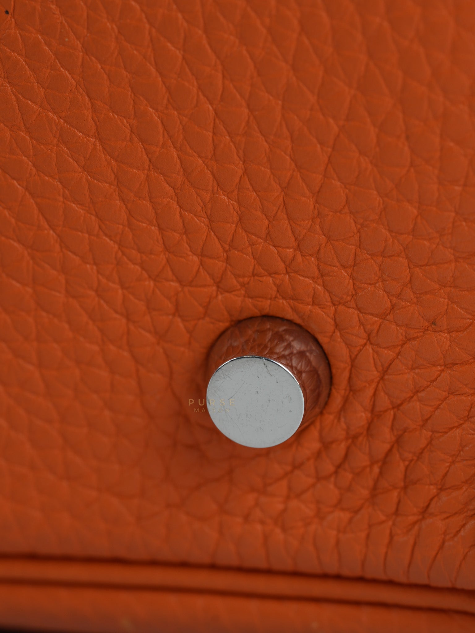 Lindy 34 Orange Clemence Leather and Palladium Hardware Stamp Square O (2011) | Purse Maison Luxury Bags Shop