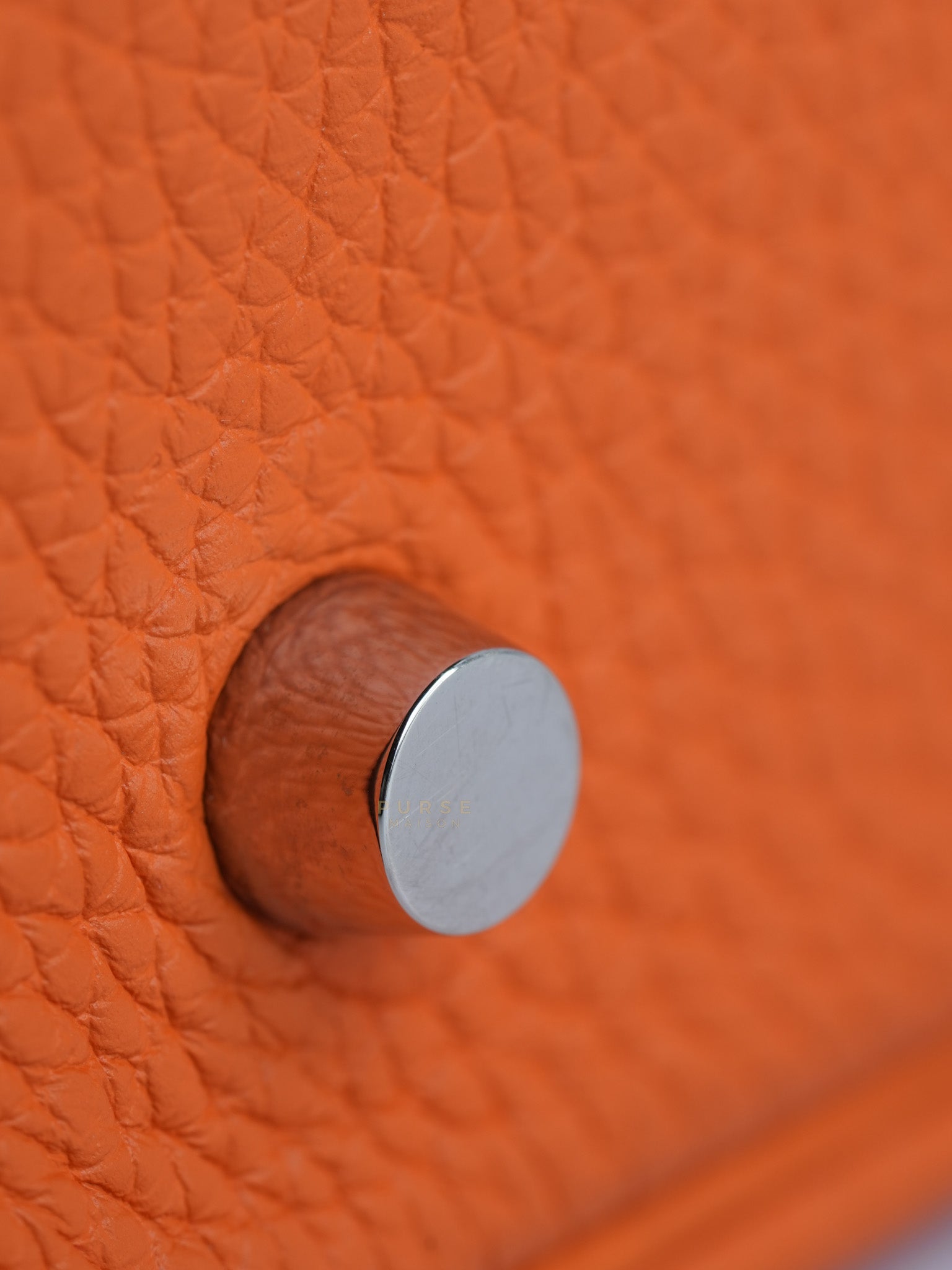 Lindy 34 Orange Clemence Leather and Palladium Hardware Stamp Square O (2011) | Purse Maison Luxury Bags Shop