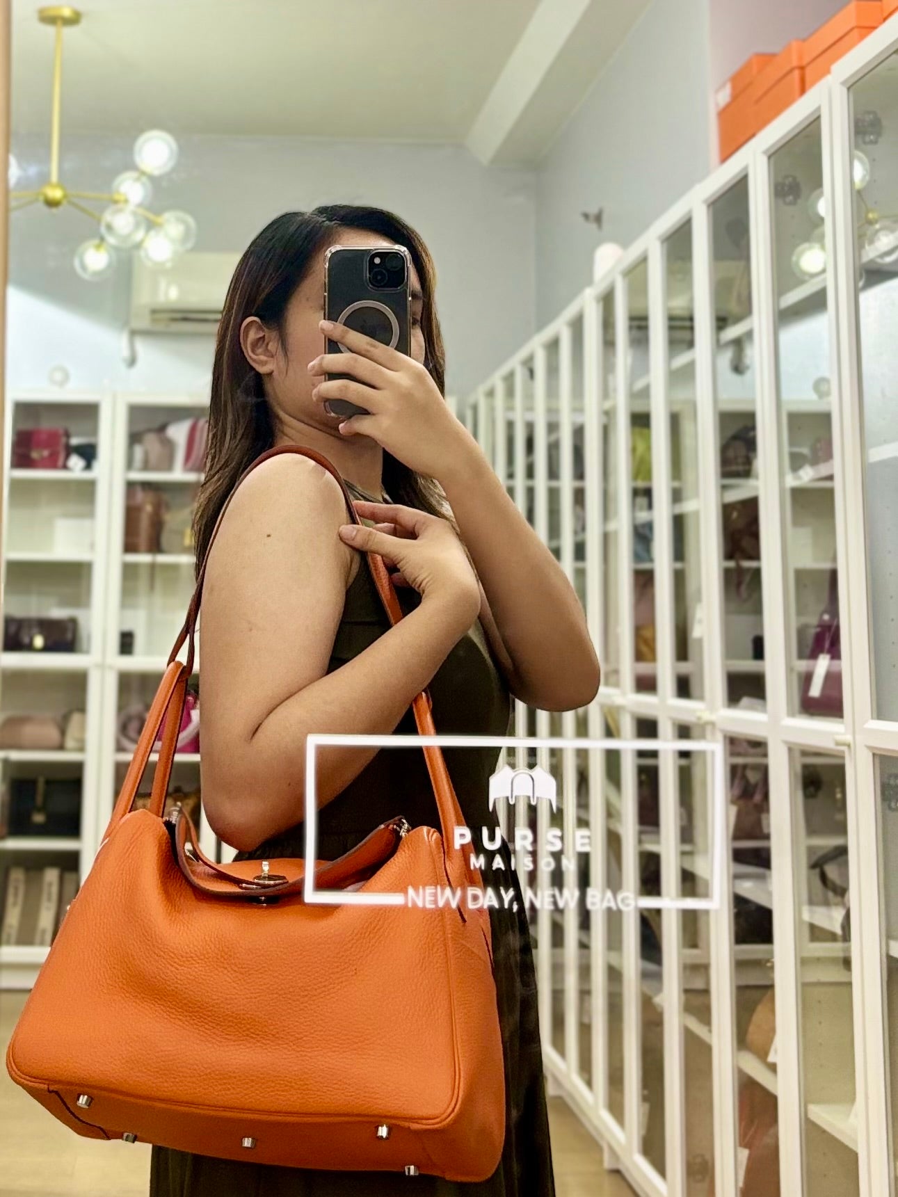 Lindy 34 Orange Clemence Leather and Palladium Hardware Stamp Square O (2011) | Purse Maison Luxury Bags Shop