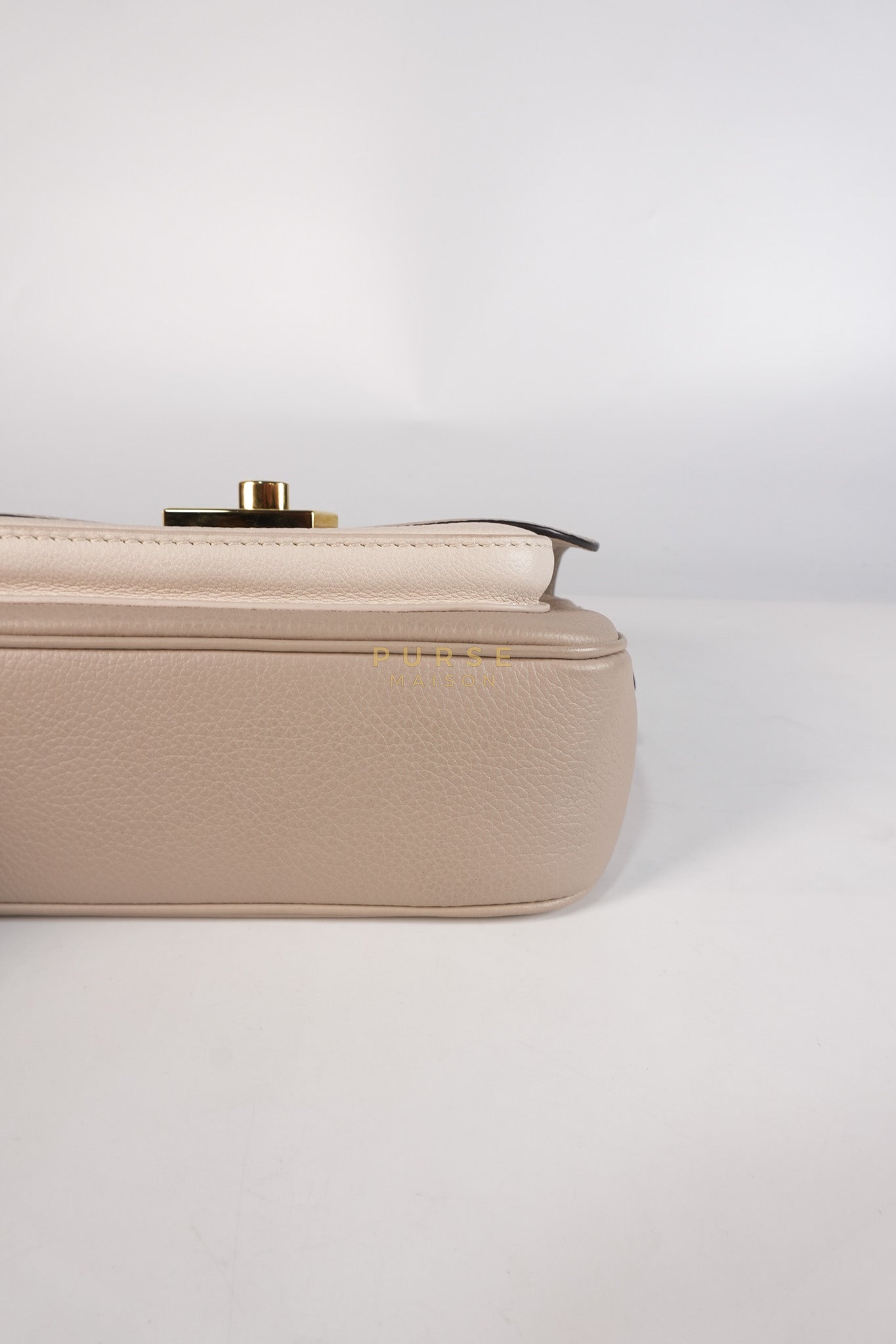 Lock Me Tender BB Bag in Beige Grained Calfskin Leather & Gold Hardware Microchip | Purse Maison Luxury Bags Shop