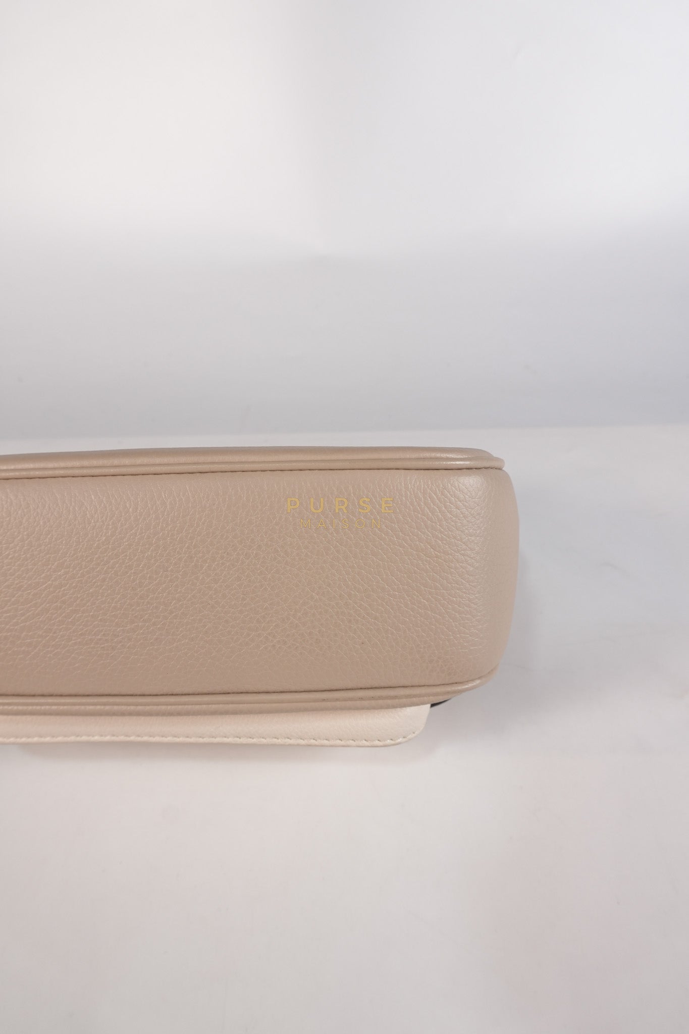 Lock Me Tender BB Bag in Beige Grained Calfskin Leather & Gold Hardware Microchip | Purse Maison Luxury Bags Shop