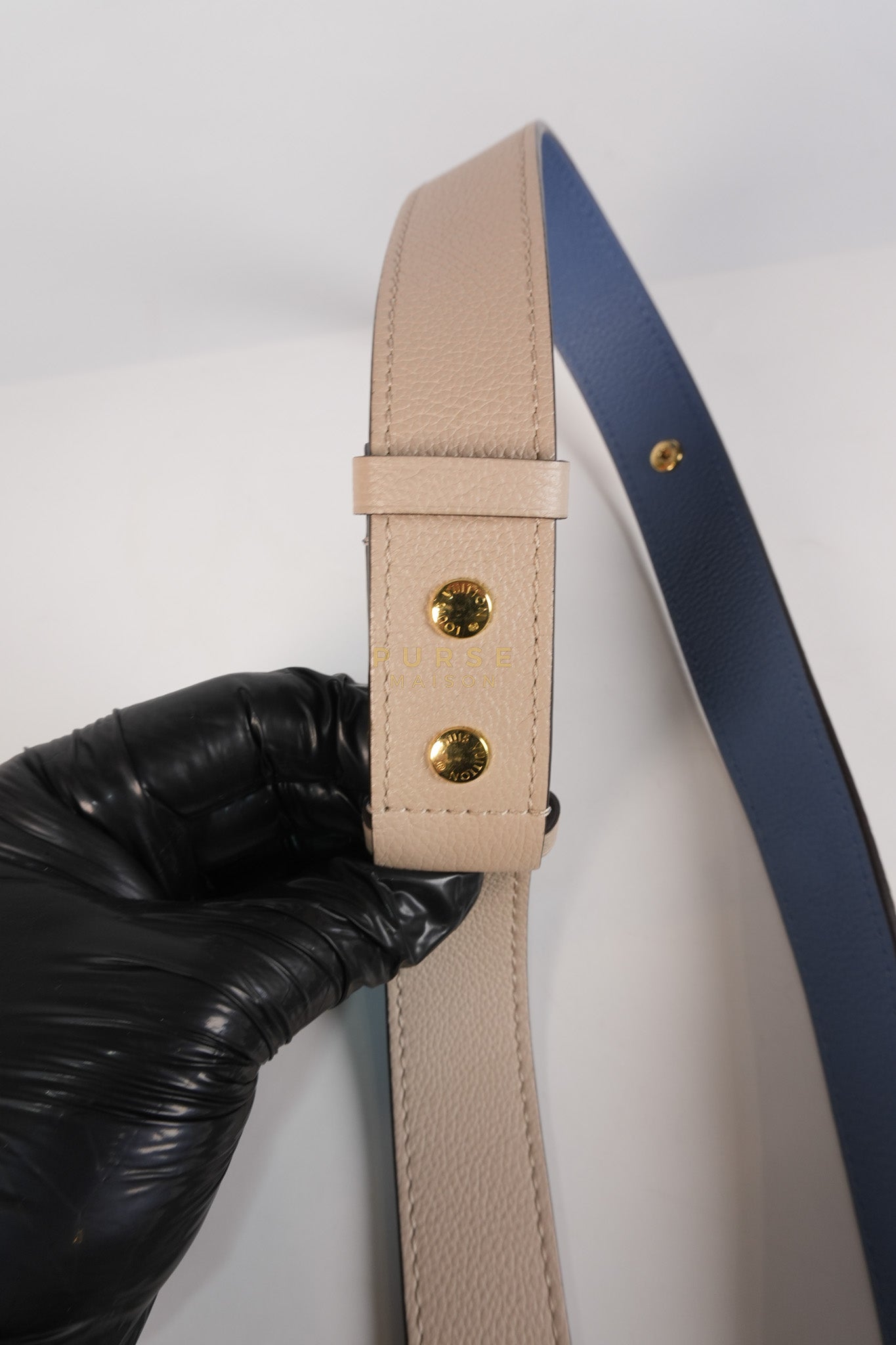 Lock Me Tender BB Bag in Beige Grained Calfskin Leather & Gold Hardware Microchip | Purse Maison Luxury Bags Shop