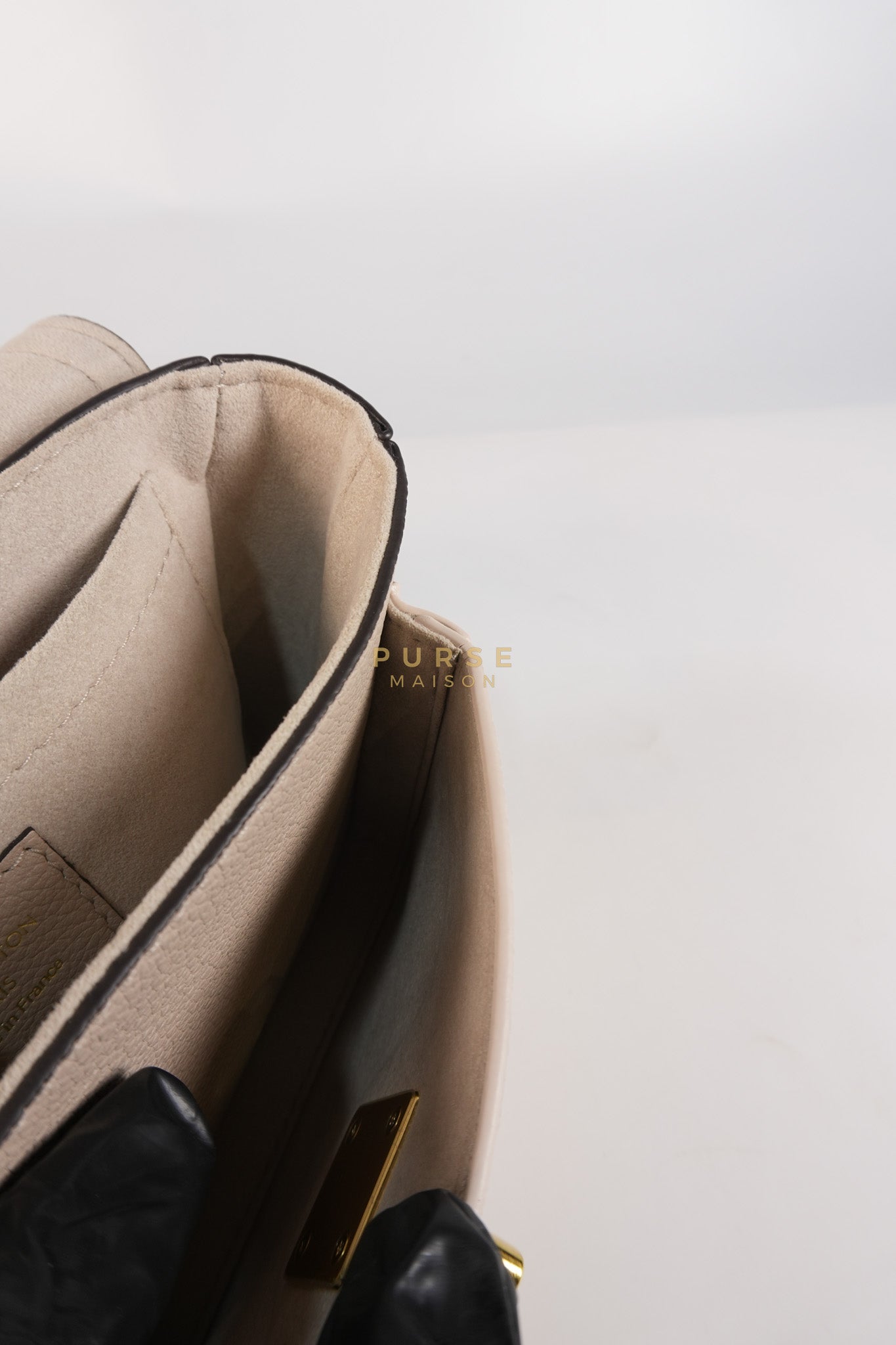 Lock Me Tender BB Bag in Beige Grained Calfskin Leather & Gold Hardware Microchip | Purse Maison Luxury Bags Shop