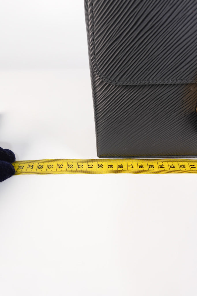 Locky BB in Black Epi Leather and Gold Hardware (Date Code: FL0189) | Purse Maison Luxury Bags Shop