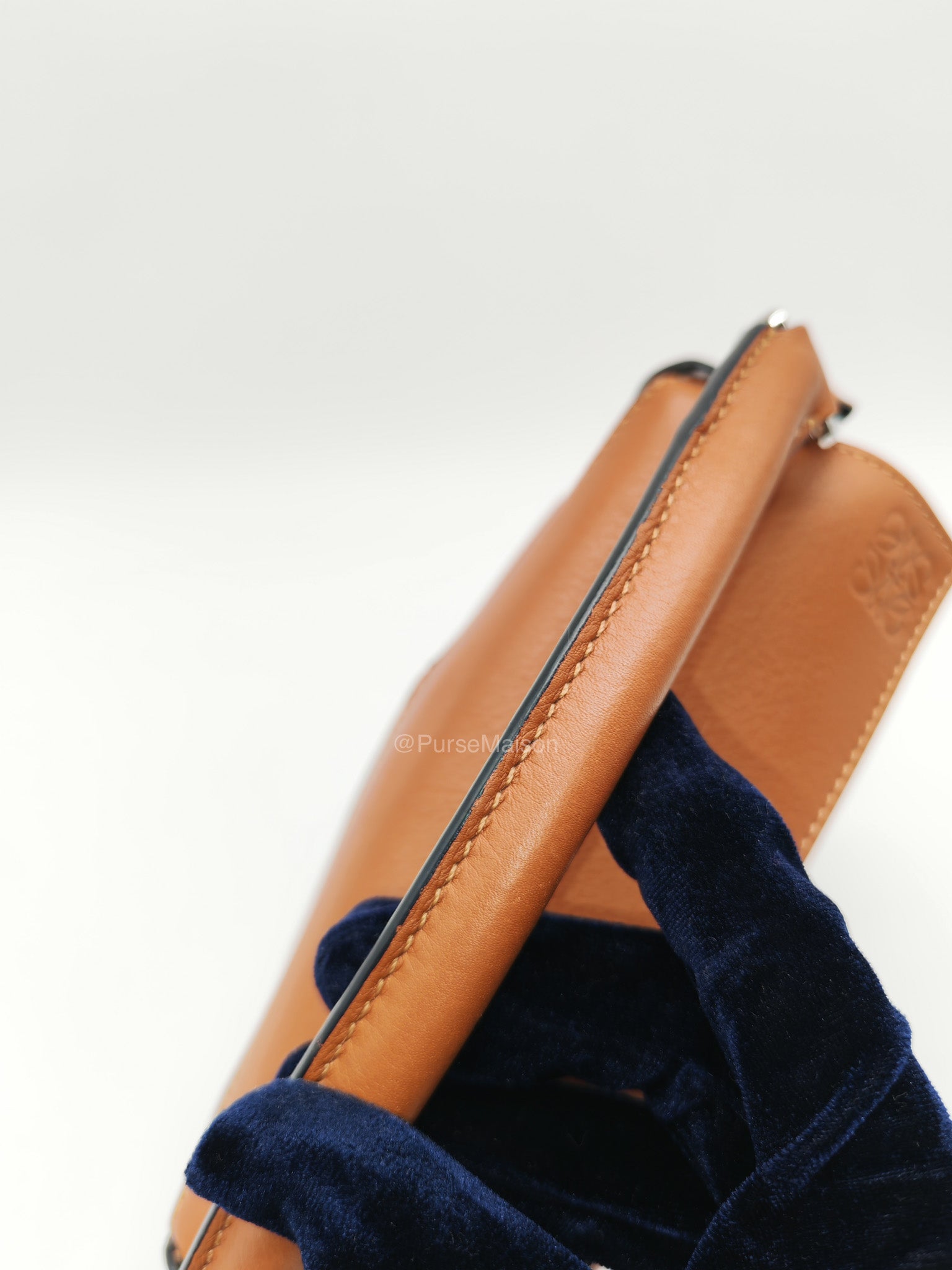 Loewe Bolso Puzzle Bag Mini in Tan Soft Grained Calfskin Silver Hardware(Old Version) | Purse Maison Luxury Bags Shop