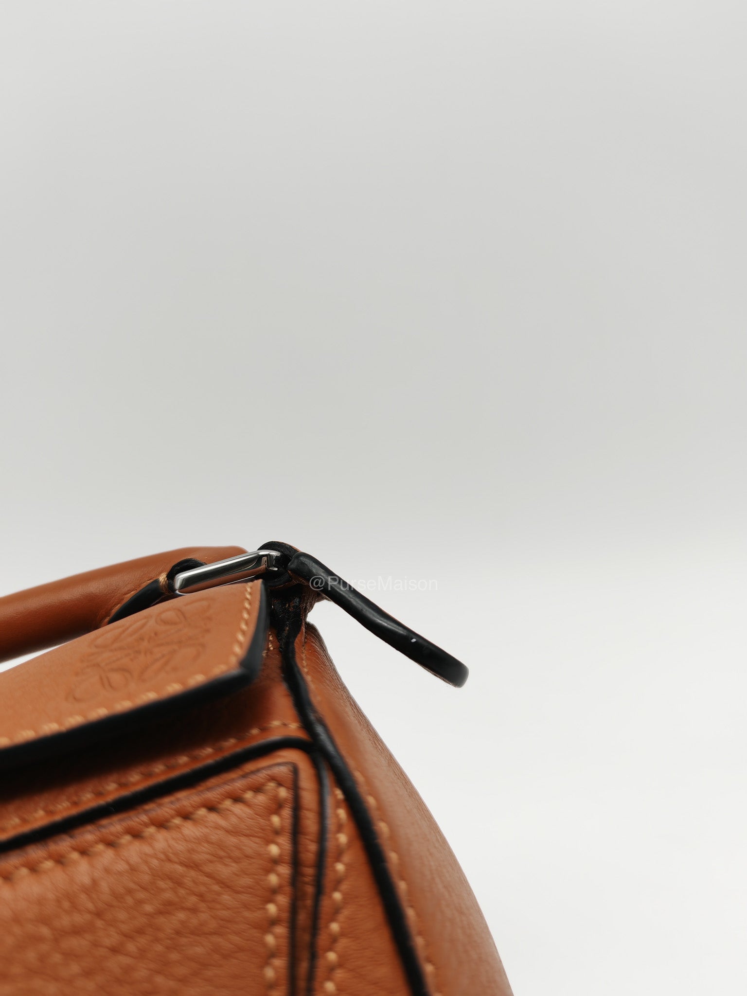 Loewe Bolso Puzzle Bag Mini in Tan Soft Grained Calfskin Silver Hardware(Old Version) | Purse Maison Luxury Bags Shop