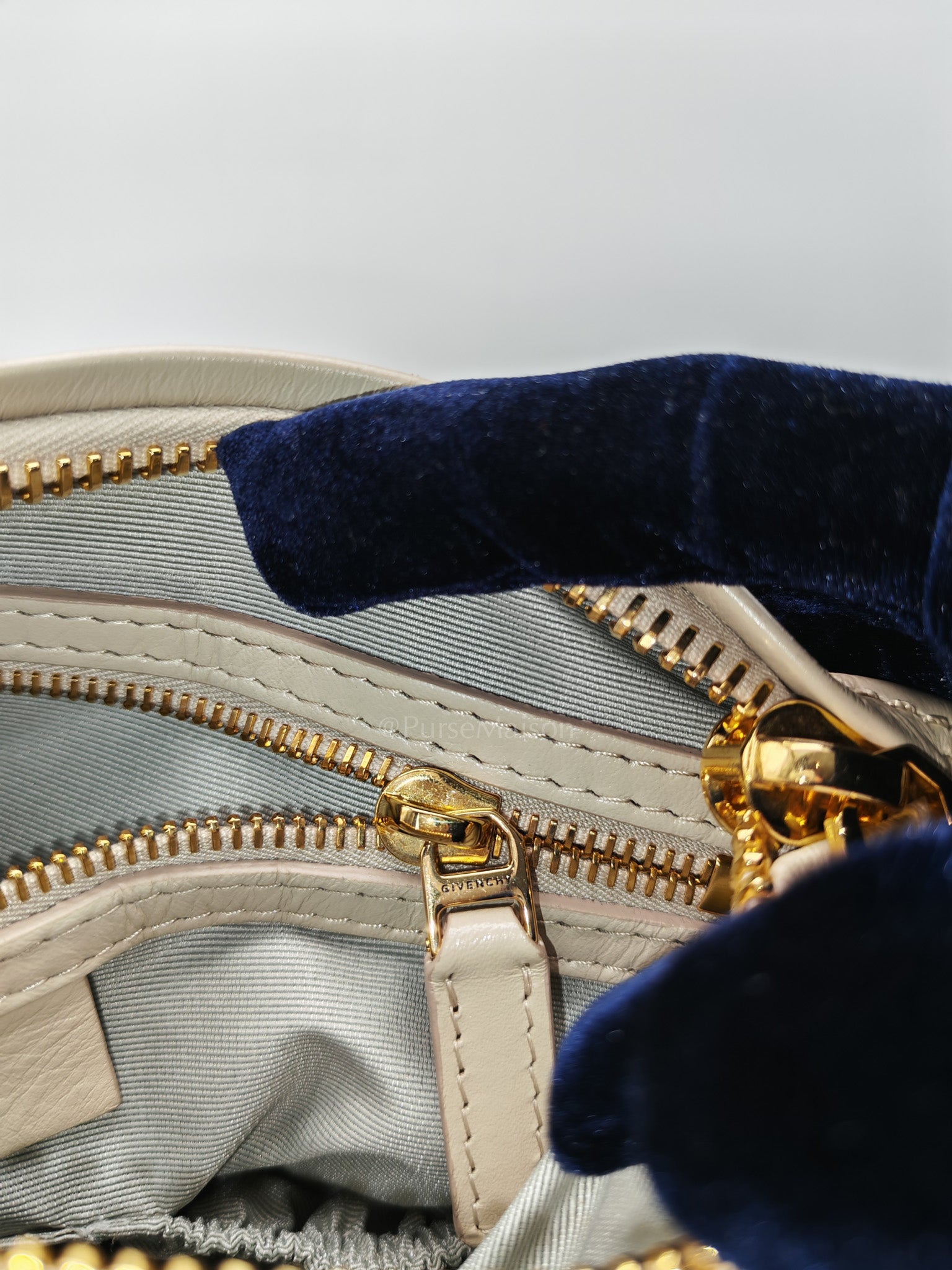 Pandora Bag Small in Beige Calfskin Leather & Gold Hardware