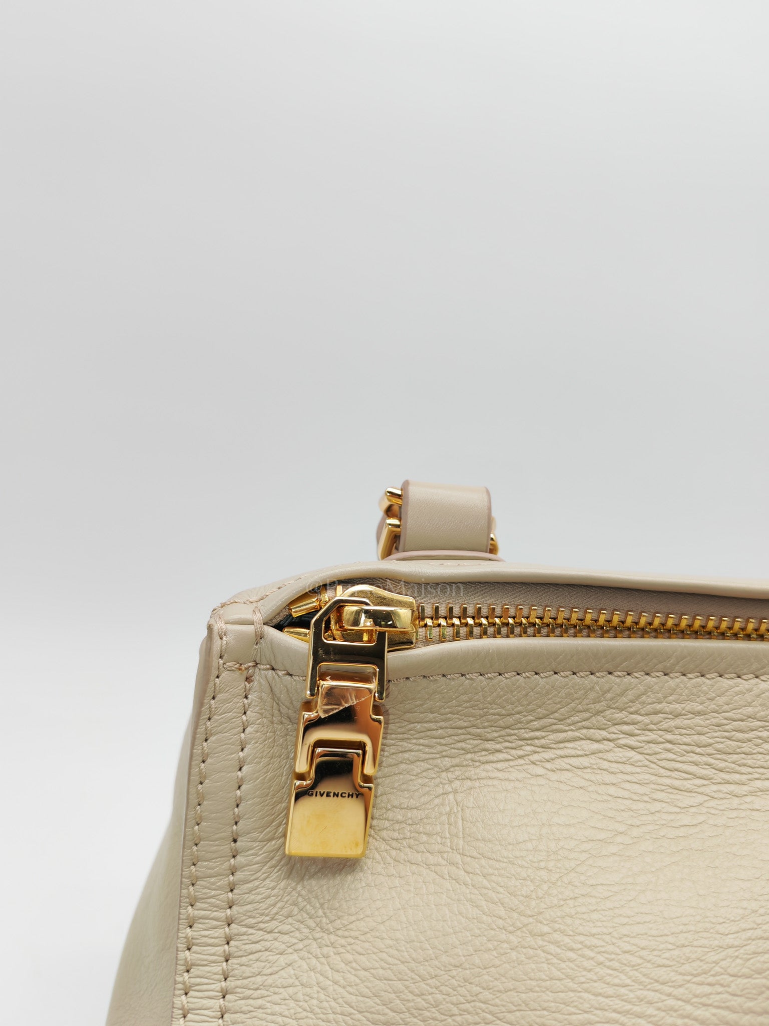 Pandora Bag Small in Beige Calfskin Leather & Gold Hardware