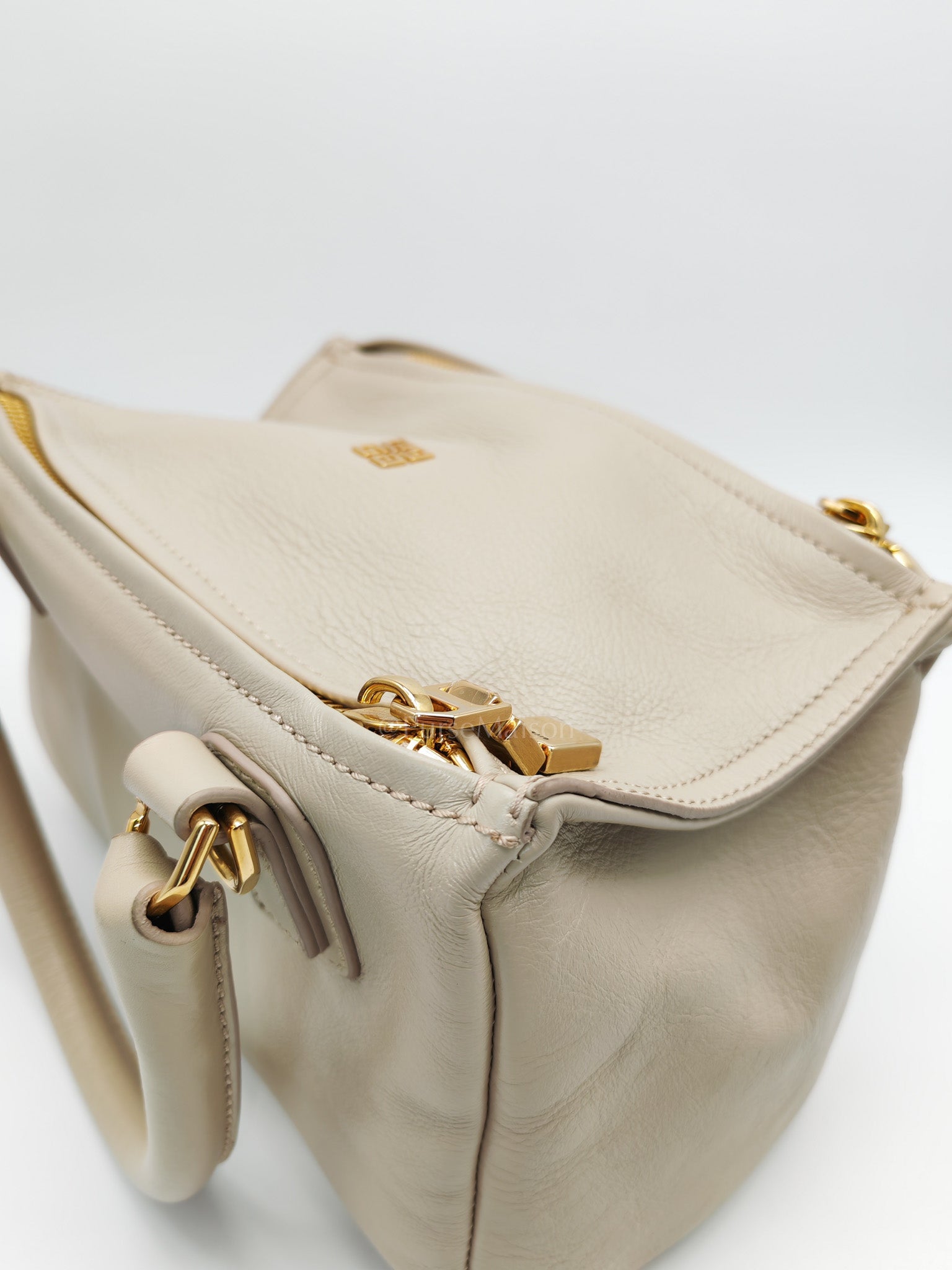 Pandora Bag Small in Beige Calfskin Leather & Gold Hardware