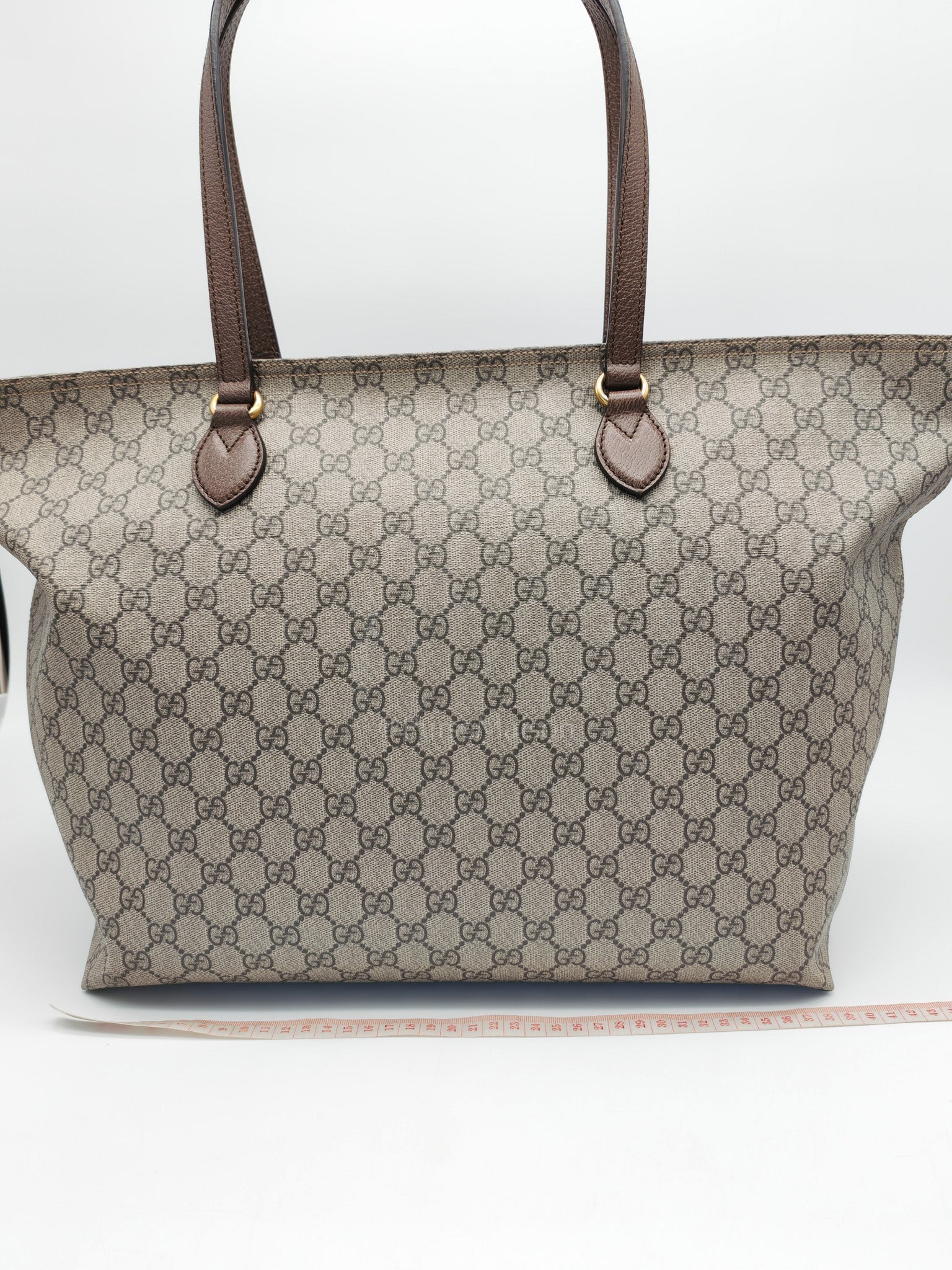 Ophidia Medium Tote Bag in GG Supreme Monogram Canvas