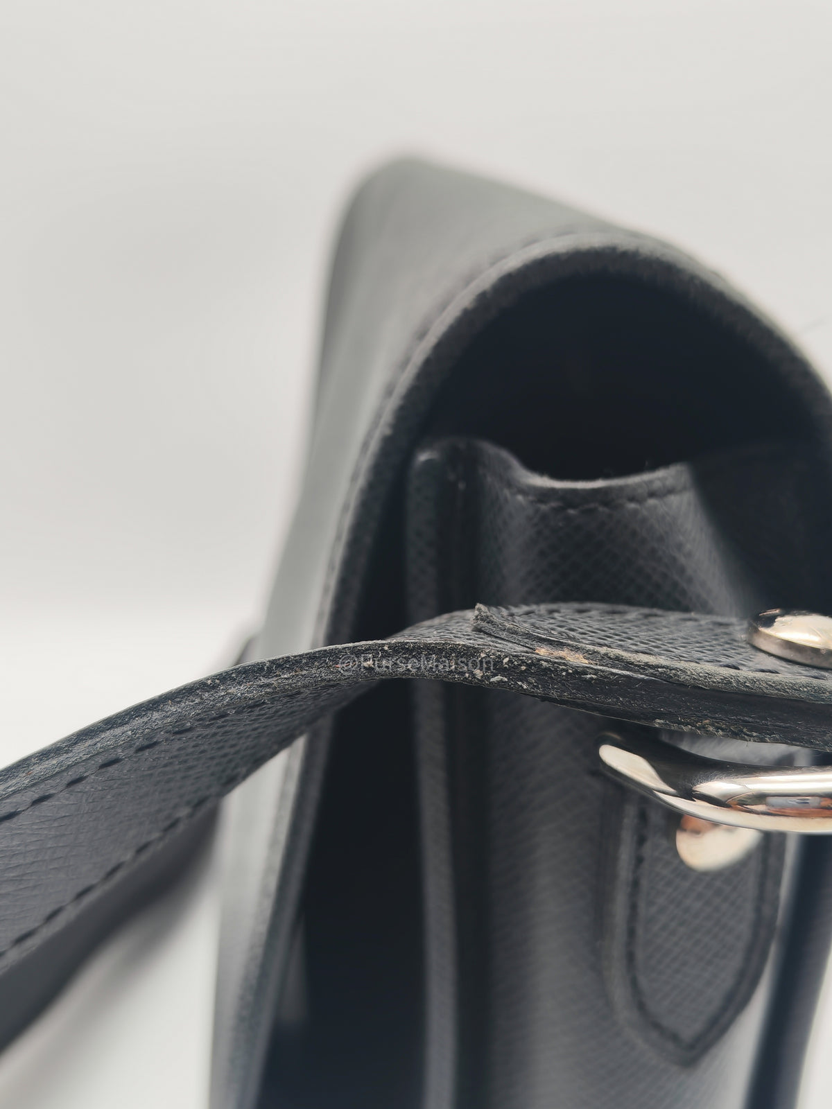 Louis Vuitton Andrei Messenger Bag in Black Taiga Leather and Silver Hardware (Datecode: BA2008) | Purse Maison Luxury Bags Shop