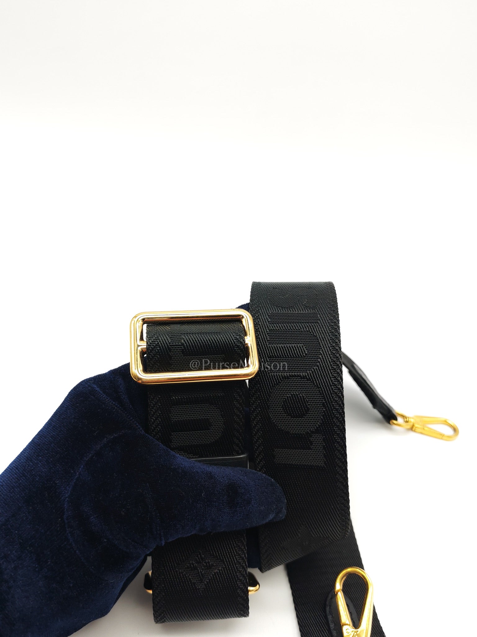 Louis Vuitton Bubblegram Wallet on Strap in Black Quilted Calfskin Leather and Gold Hardware Microchip | Purse Maison Luxury Bags Shop