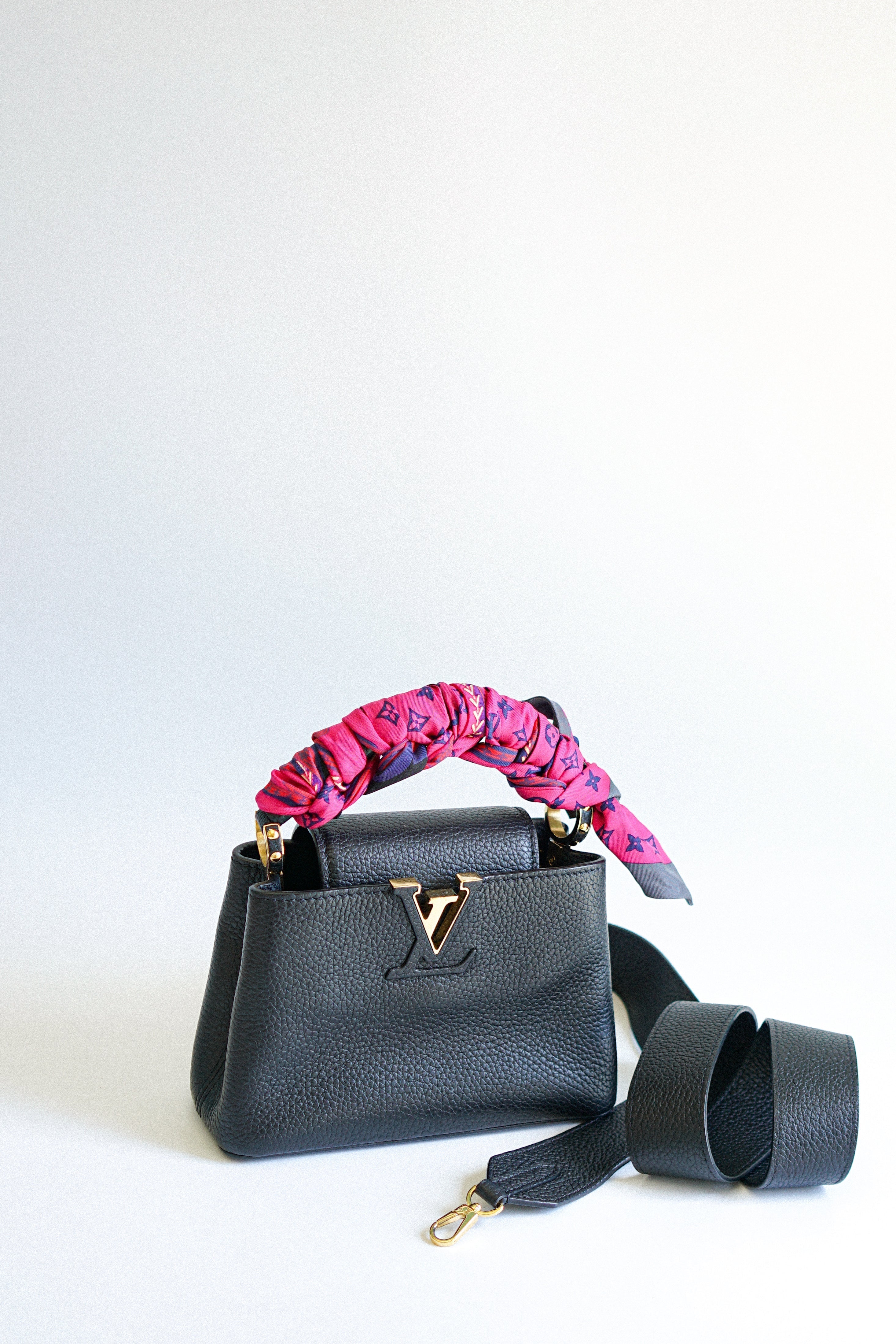 Louis Vuitton Capucines Mini Black Taurillon Leather Bag (Date Code: AR0291)