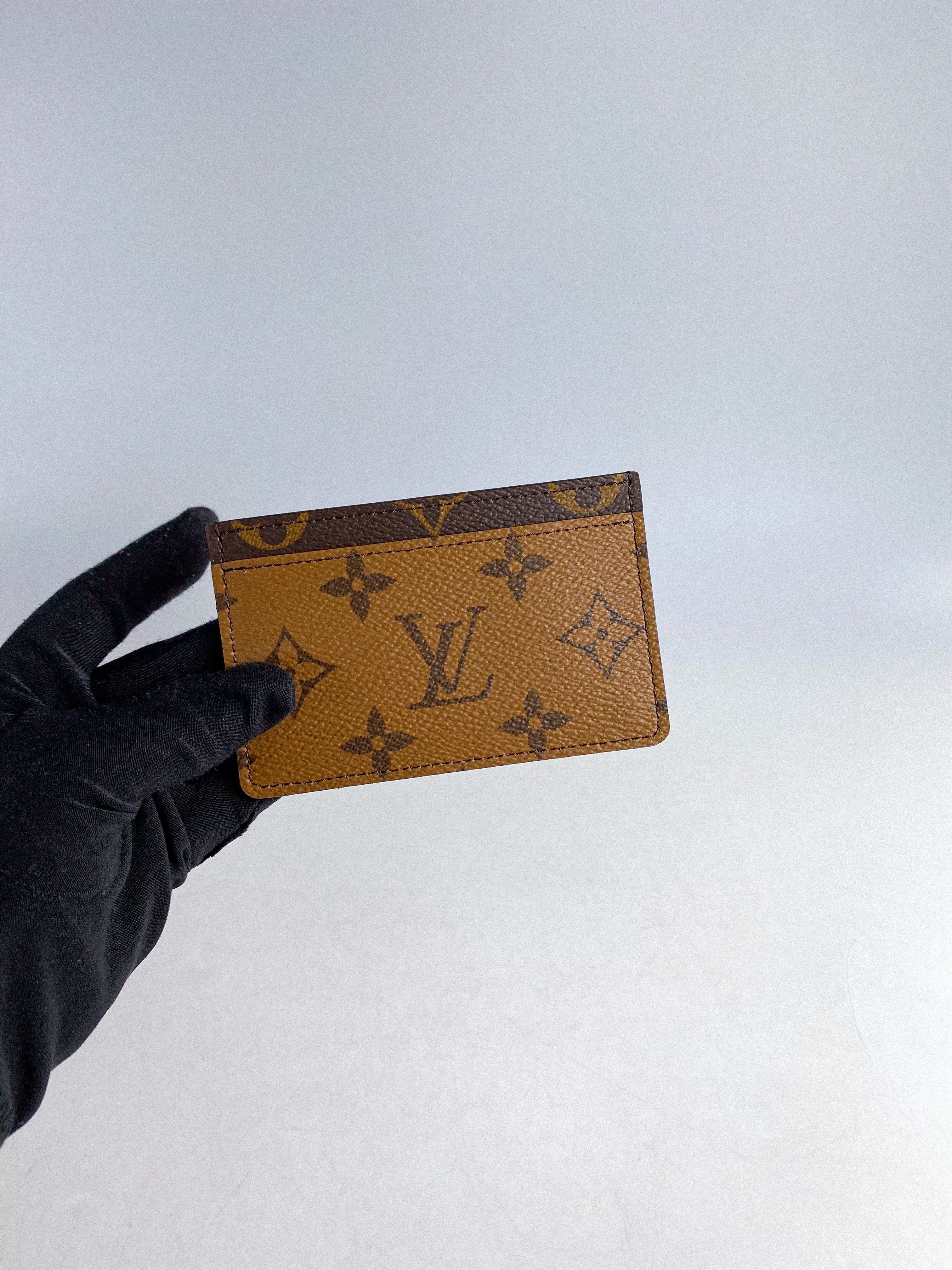 Louis Vuitton Card Holder Reverse Monogram