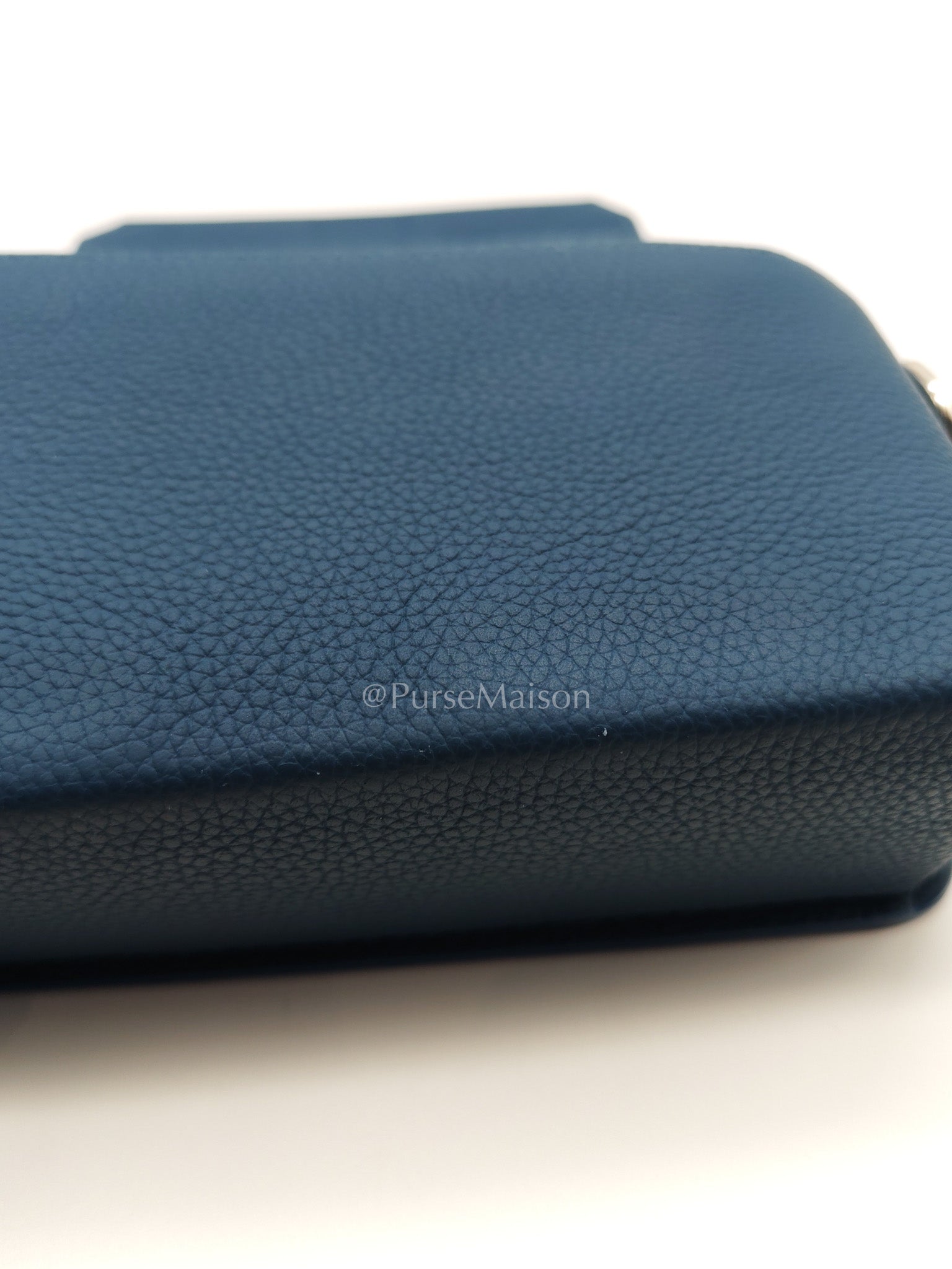 Louis Vuitton Fastline Wearable Wallet in Atlantic Blue Cowhide Leather and Silver Hardware Microchip | Purse Maison Luxury Bags Shop