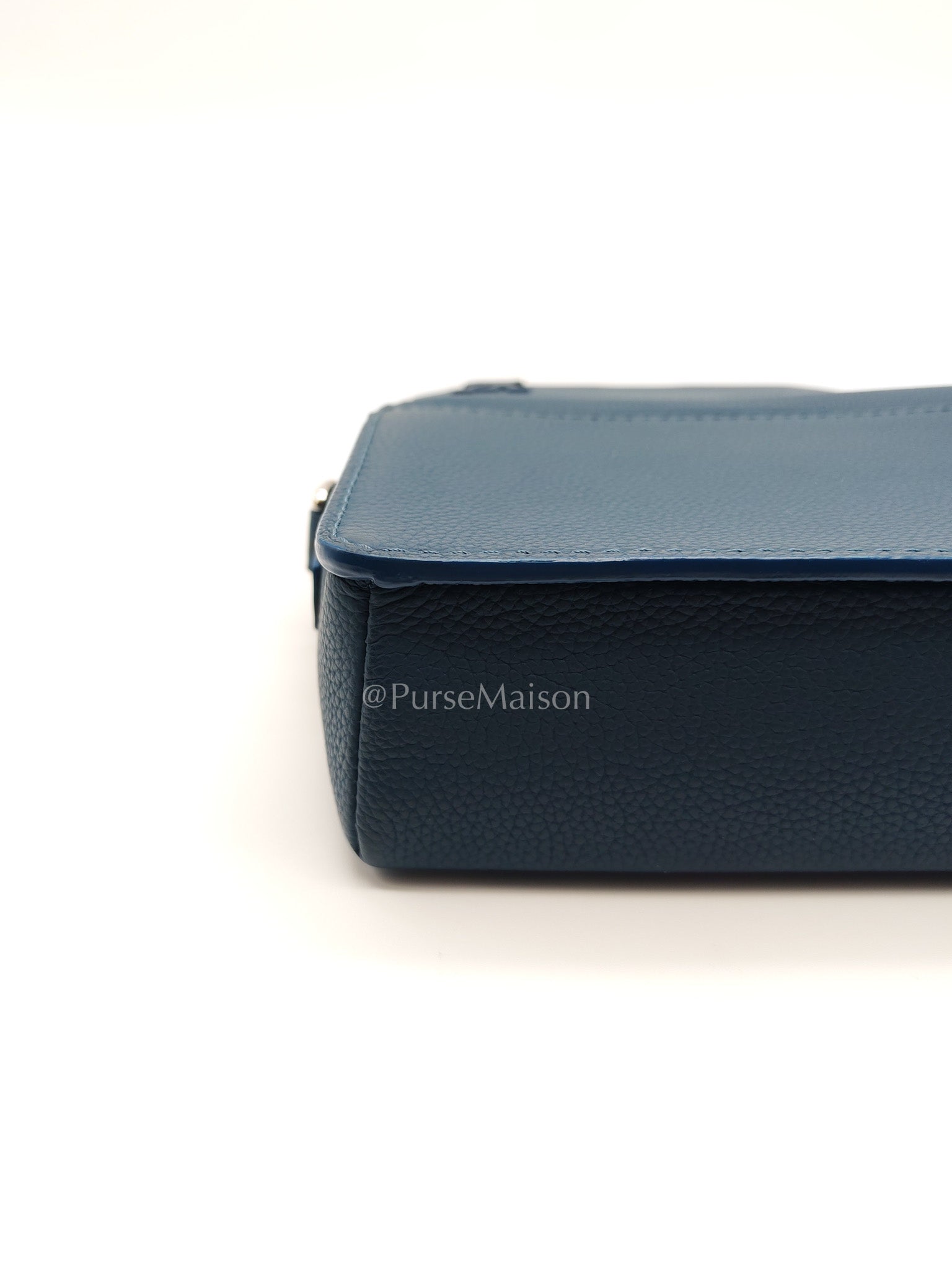 Louis Vuitton Fastline Wearable Wallet in Atlantic Blue Cowhide Leather and Silver Hardware Microchip | Purse Maison Luxury Bags Shop