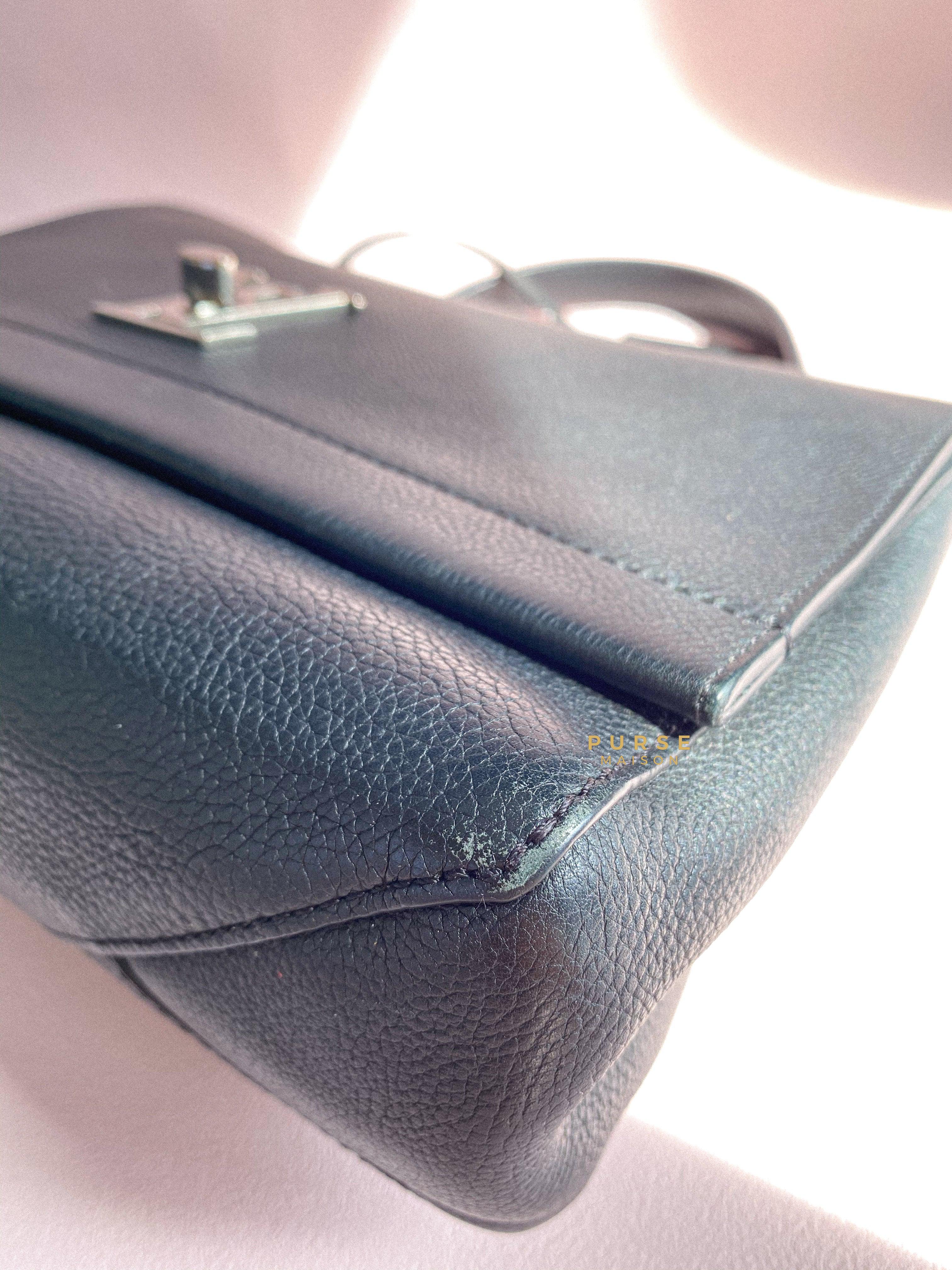 Louis Vuitton Lockme II Bag in Black Calfskin Leather (Date code: FL0127) | Purse Maison Luxury Bags Shop