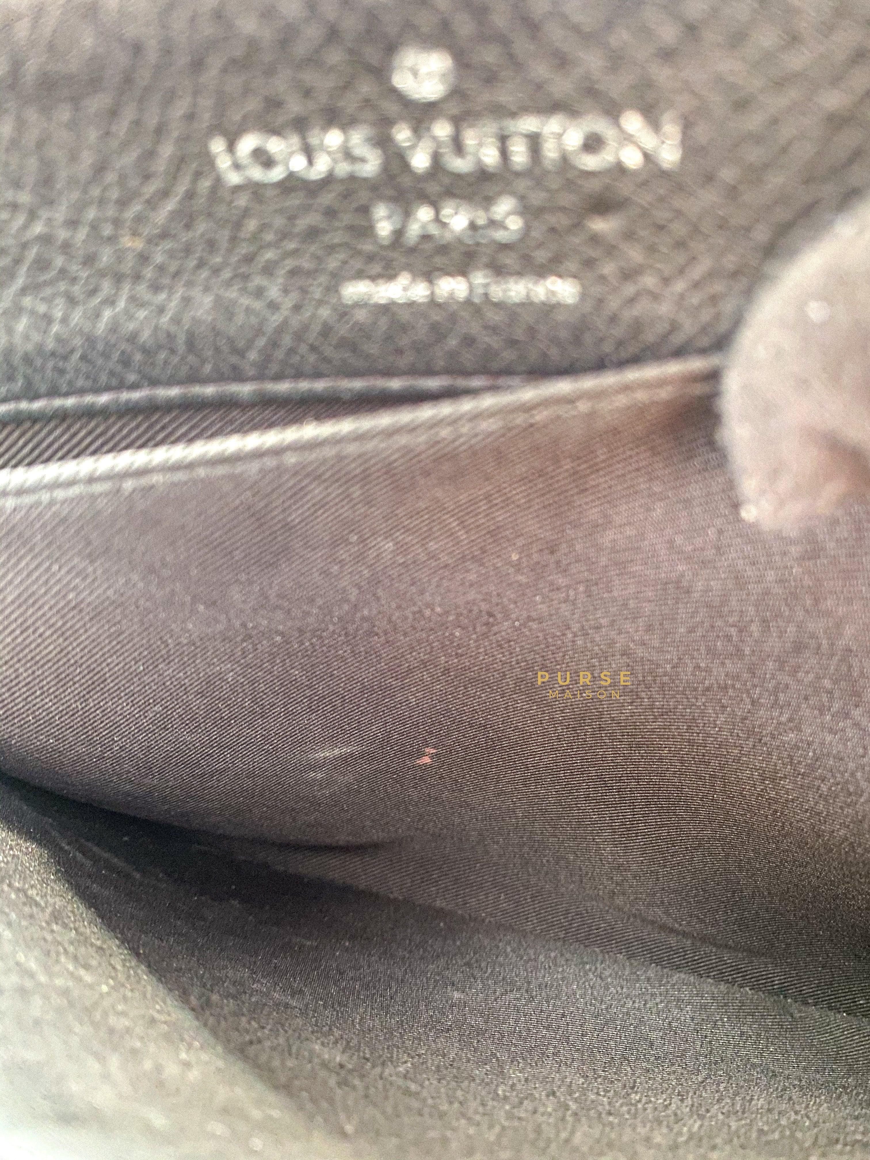 Louis Vuitton Lockme II Bag in Black Calfskin Leather (Date code: FL0127) | Purse Maison Luxury Bags Shop