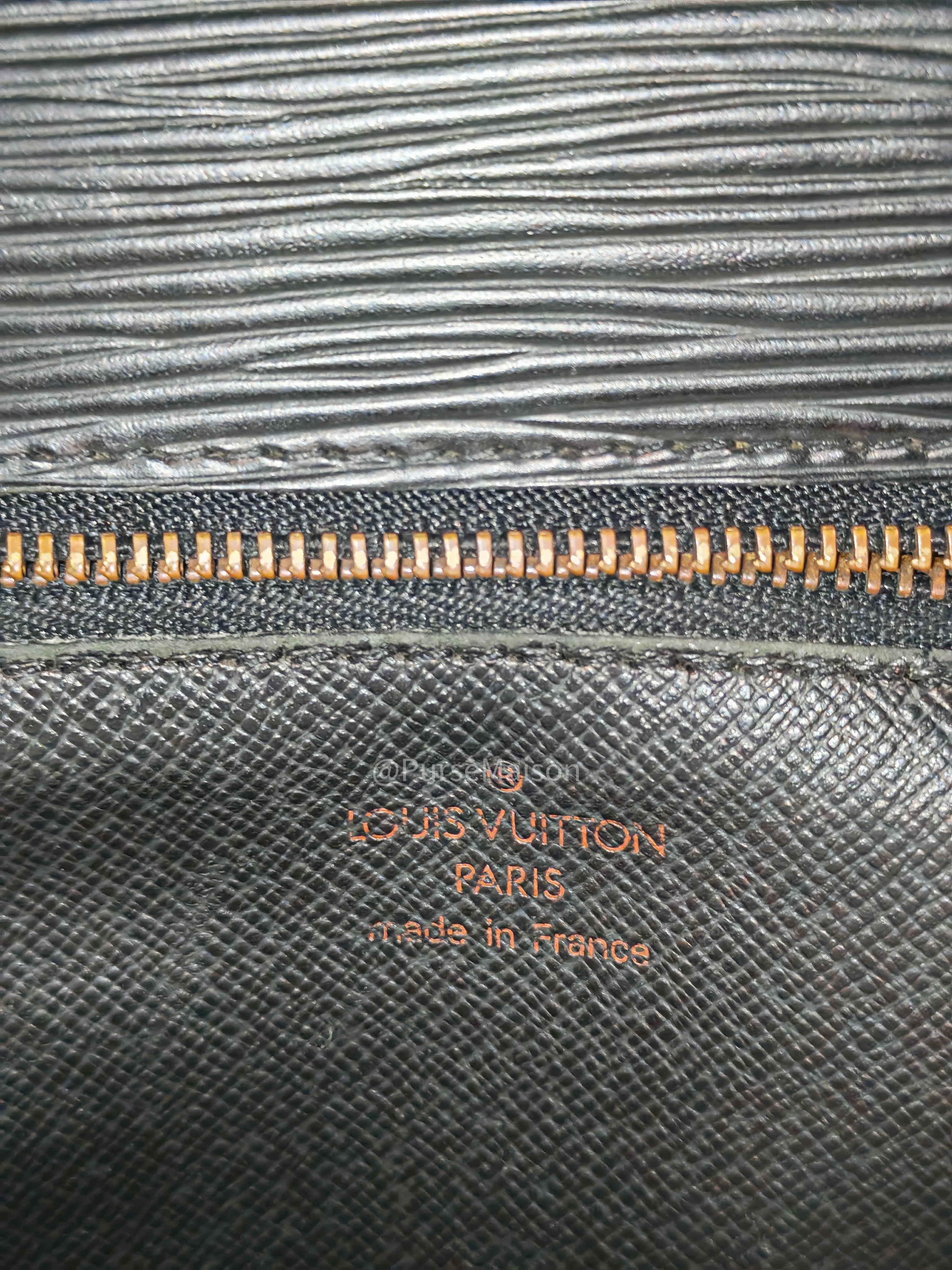 Louis Vuitton Monceau 28 in Black Epi Leather and Gold Hardware (Datecode: SR1002) | Purse Maison Luxury Bags Shop