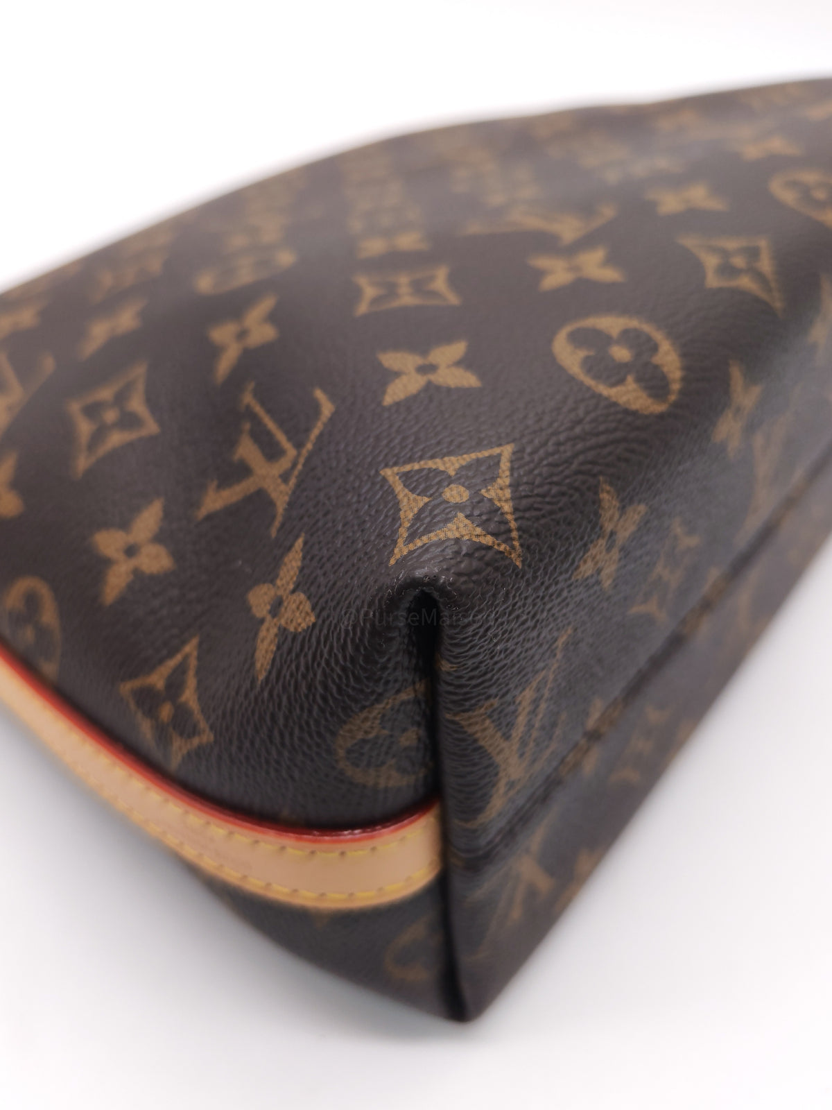 Louis Vuitton Multipass Crossbody Bag in Monogram Canvas and Light Gold Hardware Microchip | Purse Maison Luxury Bags Shop