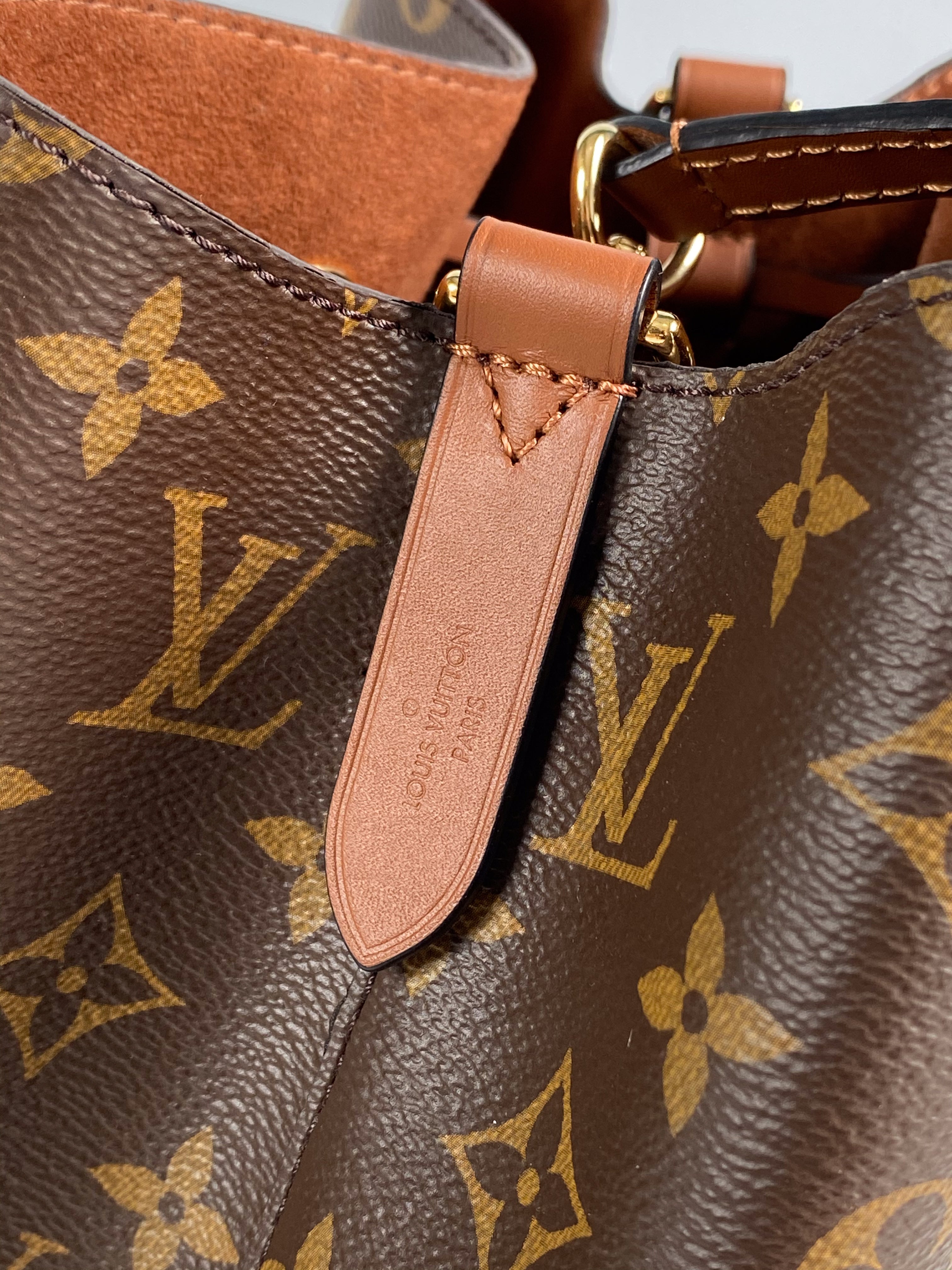 Louis Vuitton Neo Noe Caramel Monogram Canvas (Microchip)
