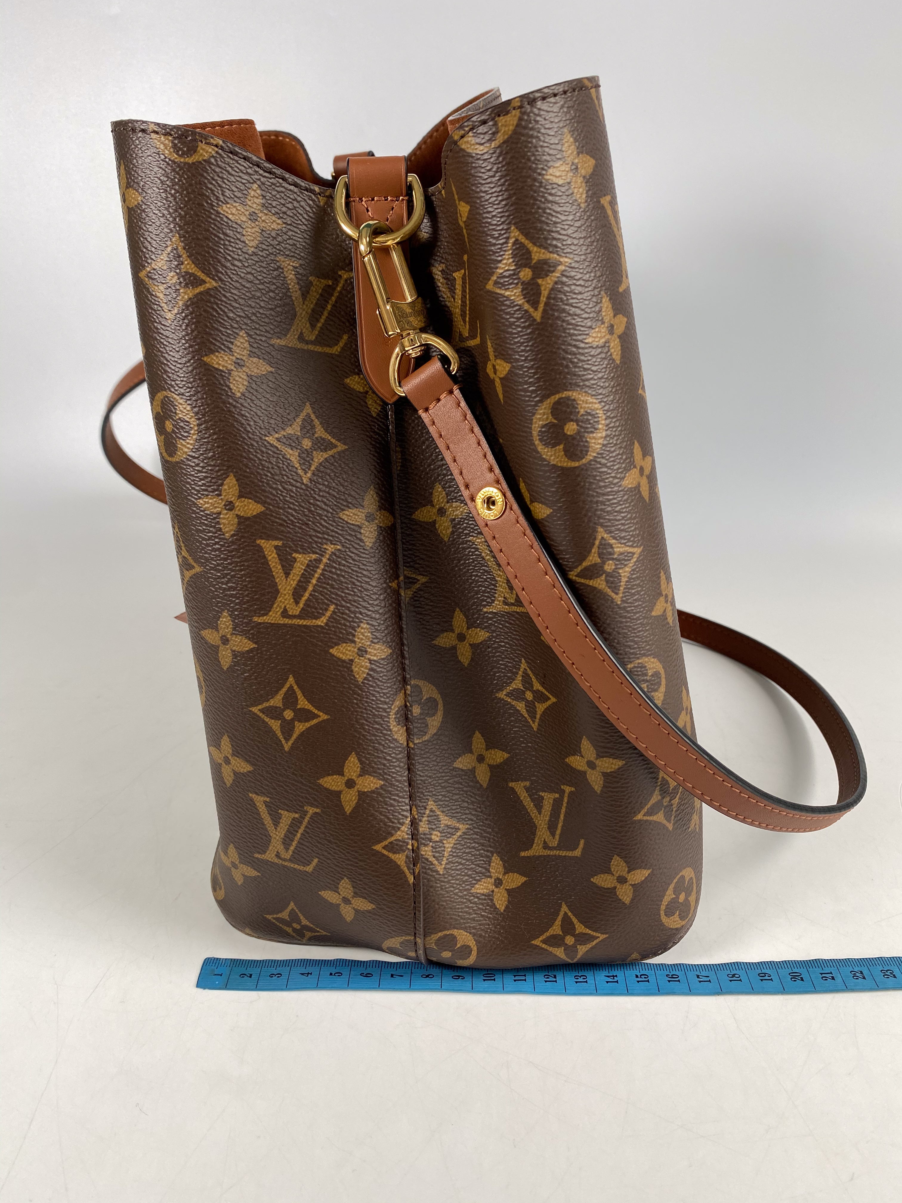 Louis Vuitton Neo Noe Caramel Monogram Canvas (Microchip)
