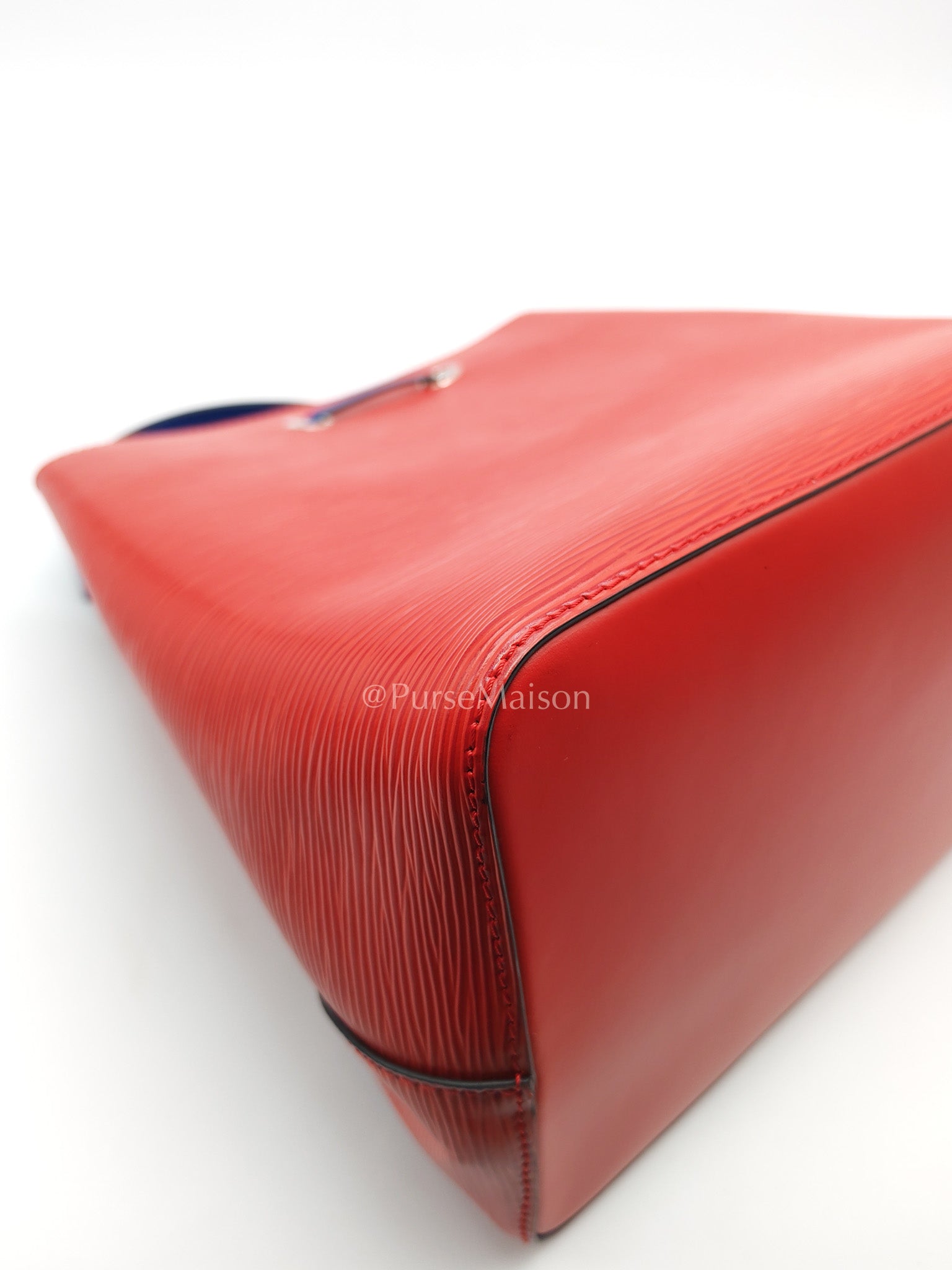 Louis Vuitton Neo Noe MM Coquelicot Red/Blue Epi Leather Bucket Bag (Date Code: SR4138) | Purse Maison Luxury Bags Shop