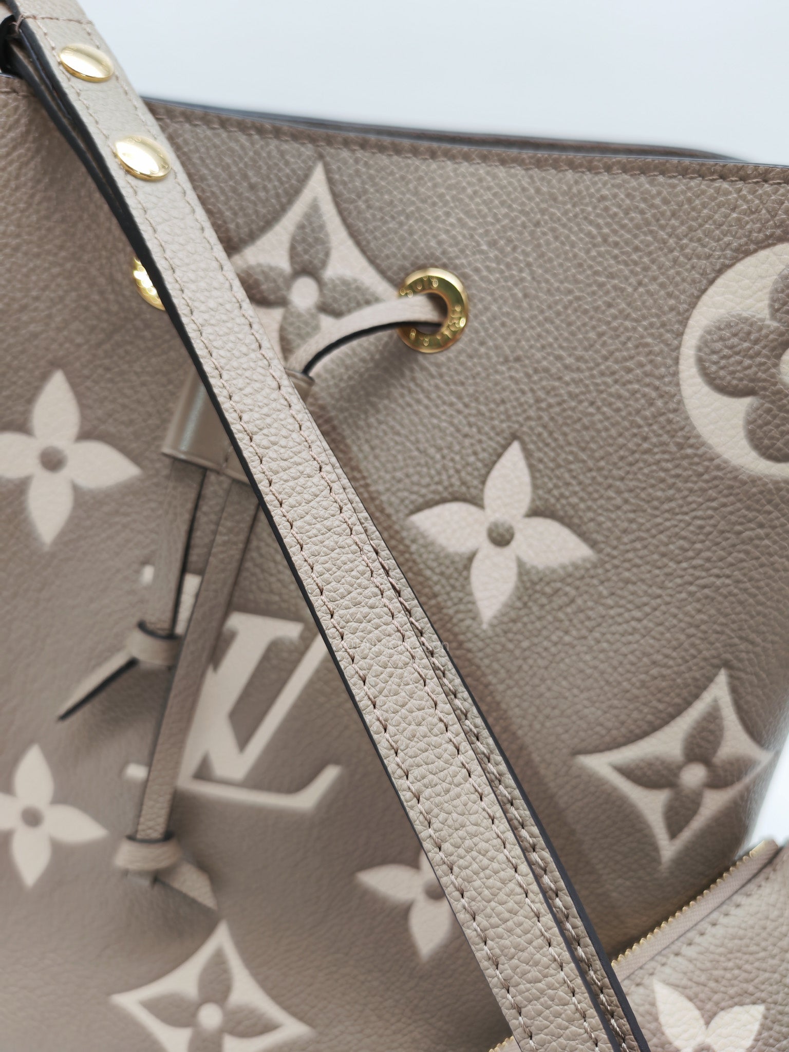 Louis Vuitton Neo Noe MM Tourterelle Empriente Leather Bucket Bag (microchip) | Purse Maison Luxury Bags Shop