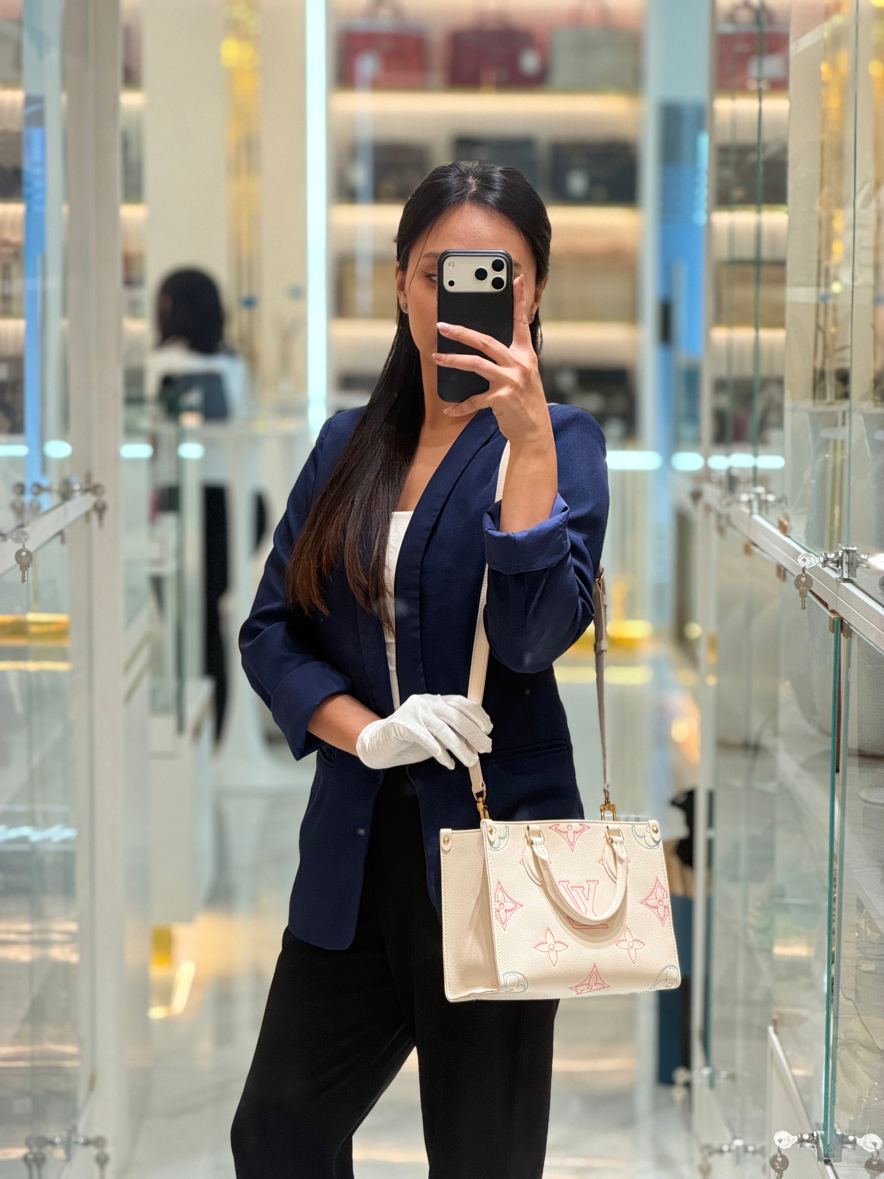 Louis Vuitton On The Go PM in White Monogram Empreinte Leather (Microchip) | Purse Maison Luxury Bags Shop
