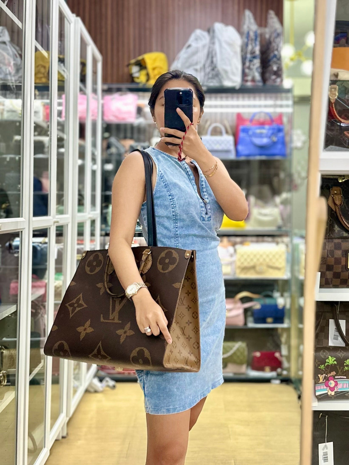 Louis Vuitton OnTheGo (OTG) GM in Reserve Monogram Canvas & Gold Hardware (DateCode: NZ4169) | Purse Maison Luxury Bags Shop