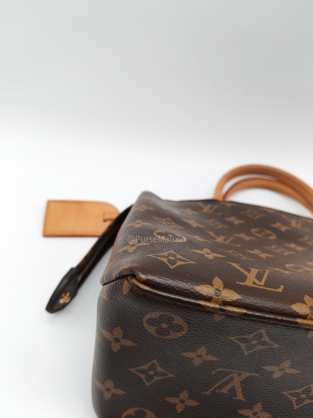 Louis Vuitton Petit Palais in Monogram Canvas and Gold Hardware Microchip | Purse Maison Luxury Bags Shop