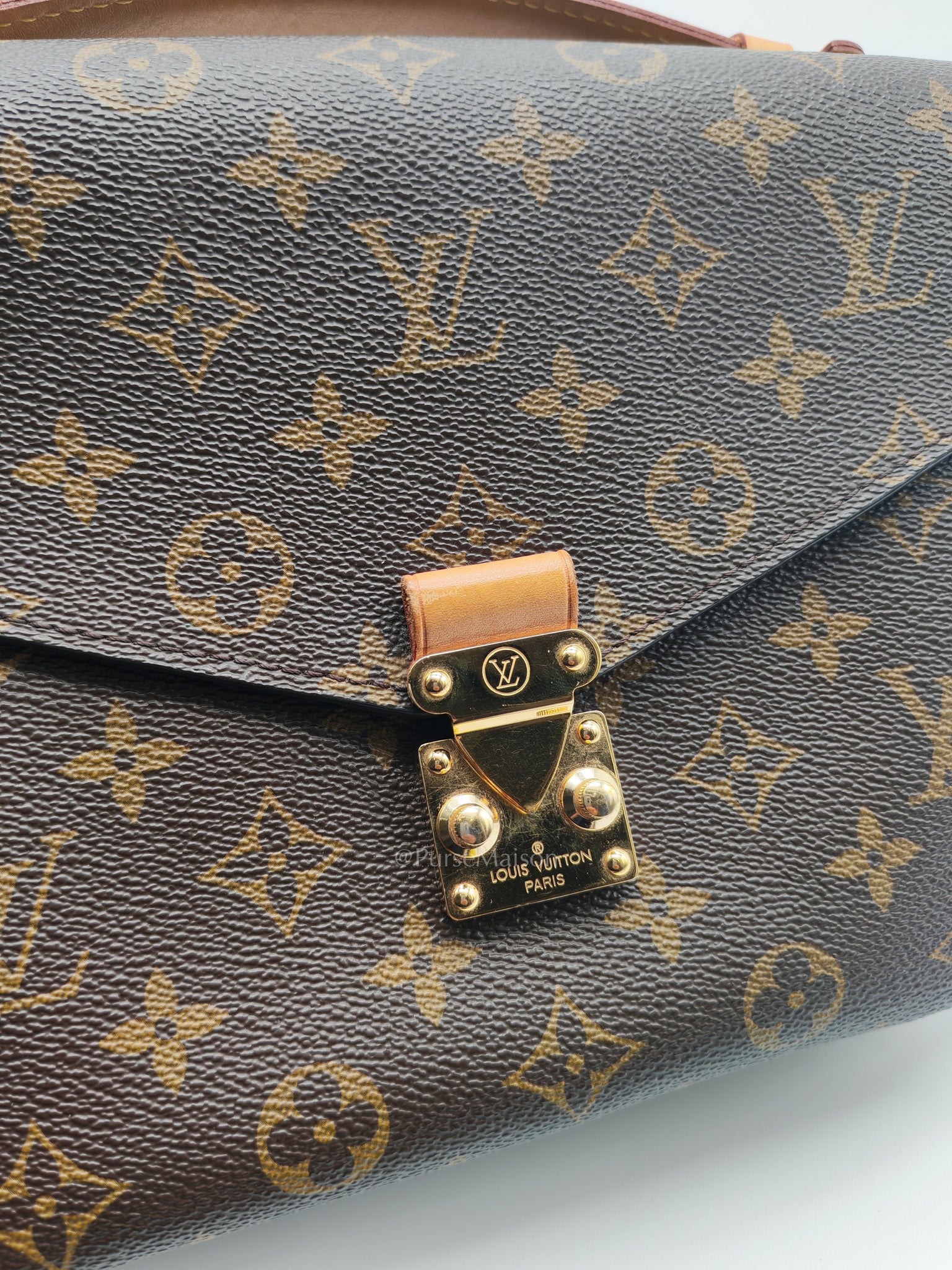 Pochette Metis in Monogram Canvas and Gold Hardware (Datecode: SR0138) | Purse Maison Luxury Bags Shop