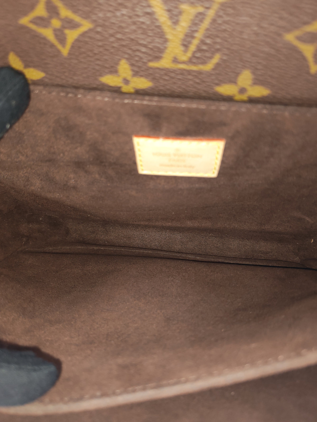 Louis Vuitton Pochette Metis MM in Monogram Canvas (Microchip) | Purse Maison Luxury Bags Shop
