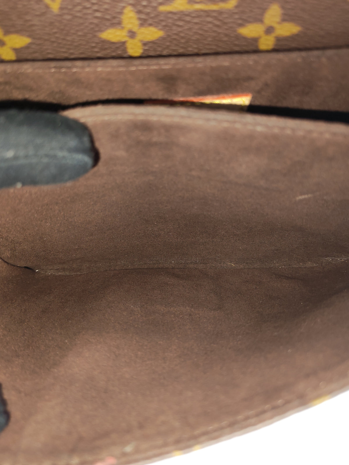Louis Vuitton Pochette Metis MM in Monogram Canvas (Microchip) | Purse Maison Luxury Bags Shop