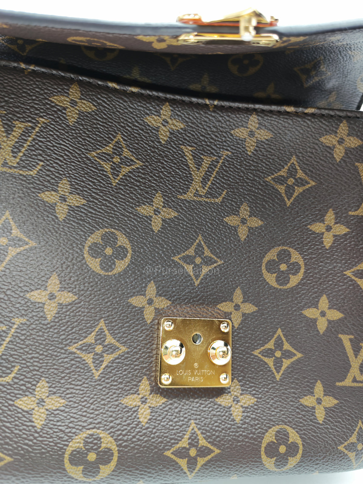 Louis Vuitton Pochette Metis MM in Monogram Canvas (Microchip) | Purse Maison Luxury Bags Shop