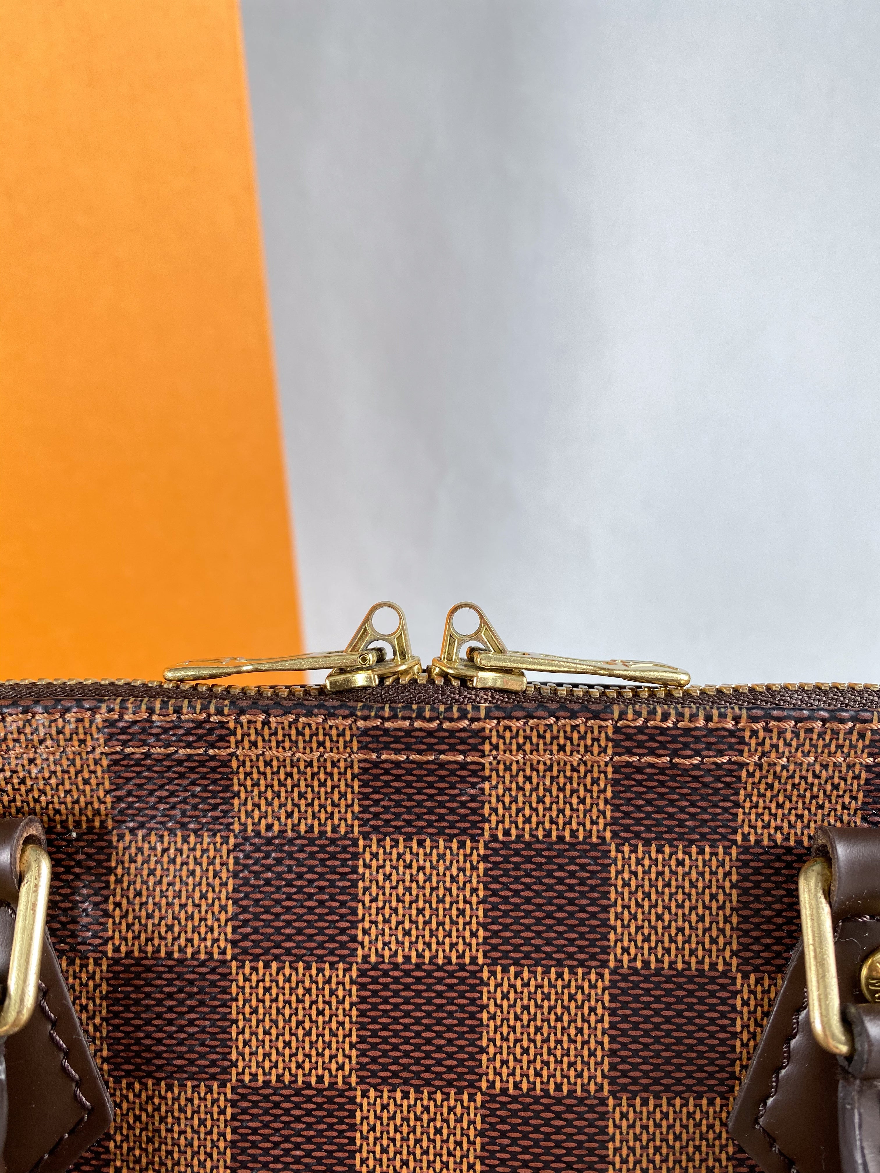 Louis Vuitton Speedy 30 Bandouliere Damier Ebene Canvas (Date Code: AA0280) | Purse Maison Luxury Bags Shop