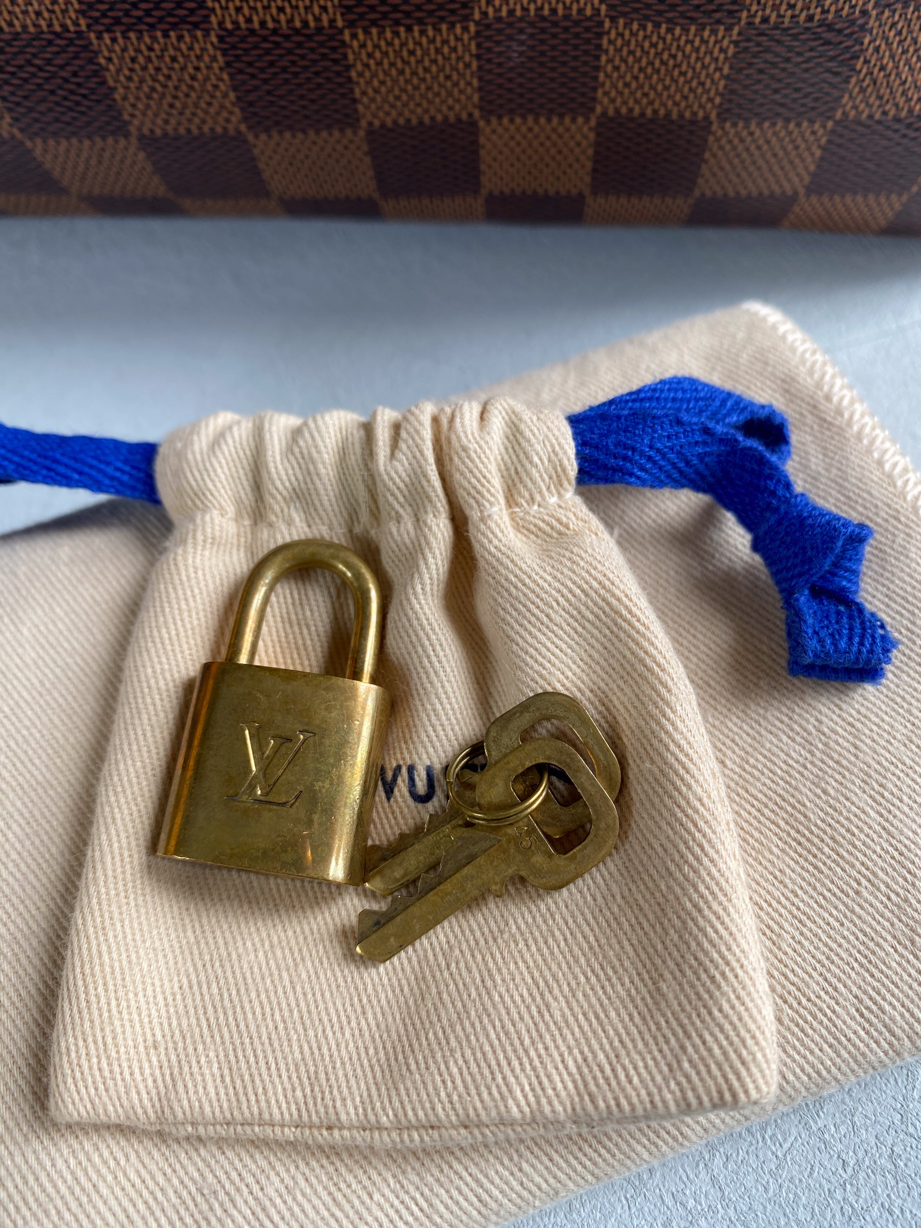 Louis Vuitton Speedy 30 Bandouliere Damier Ebene Canvas (Date Code: AA0280) | Purse Maison Luxury Bags Shop