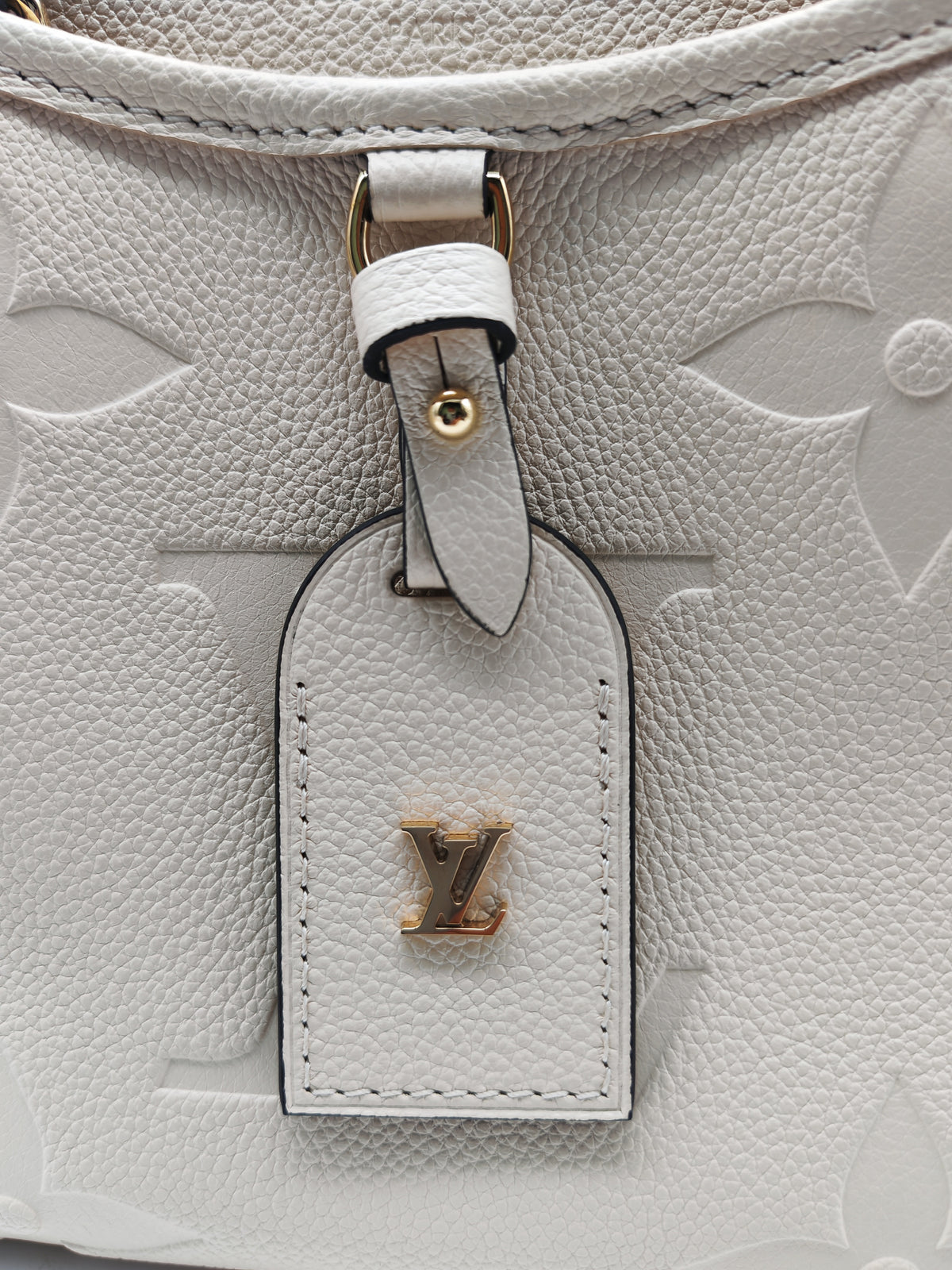 Louis Vuitton Trianon PM Handbag in Cream Grained Cowhide Leather and Gold Hardware Microchip | Purse Maison Luxury Bags Shop