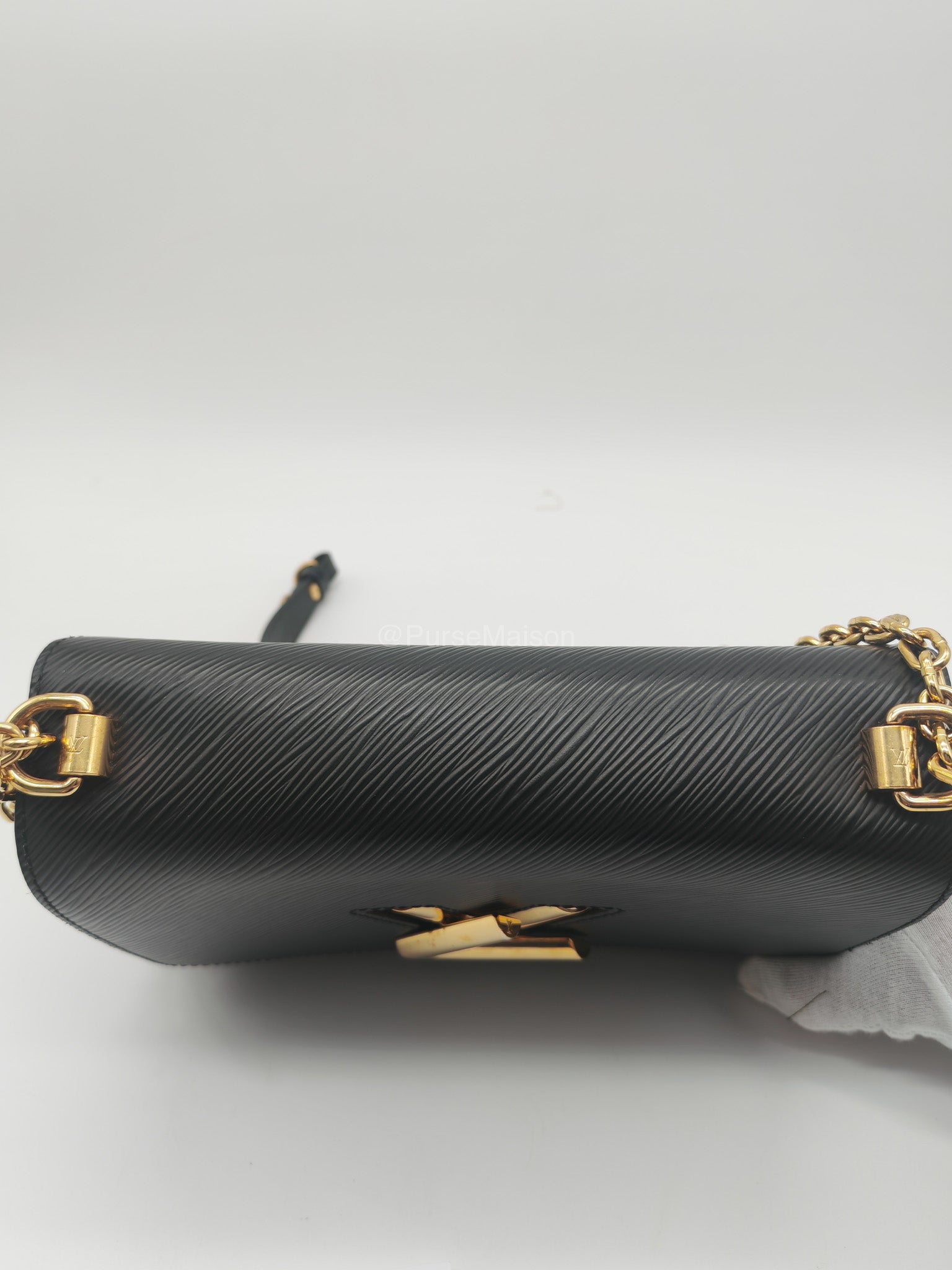 Louis Vuitton Twist MM in Black Epi Leather Shoulder Bag (Date Code:FL0199) | Purse Maison Luxury Bags Shop