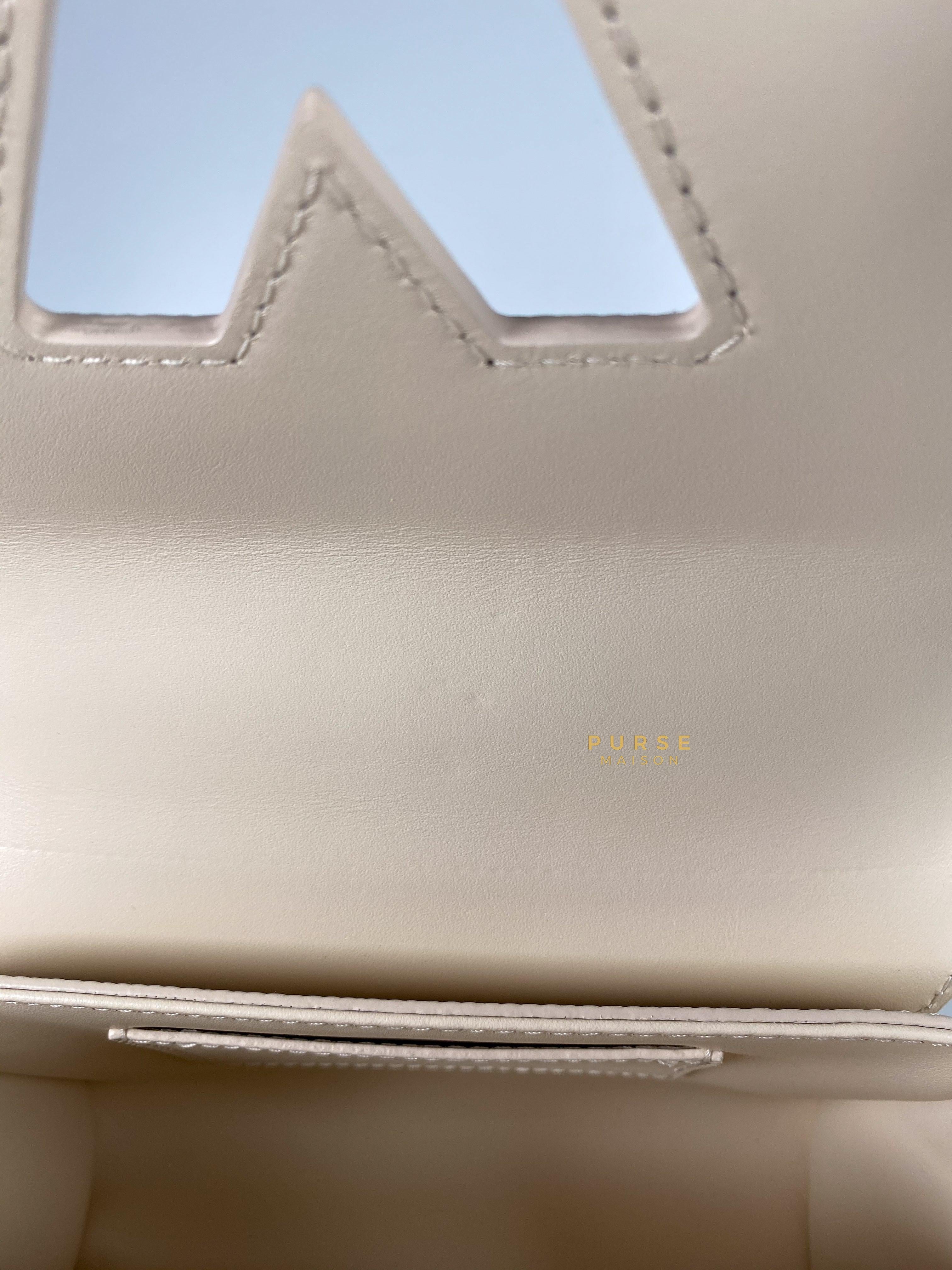 Louis Vuitton Twist PM Quartz White Epi Leather in Gold Hardware (Microchip) | Purse Maison Luxury Bags Shop