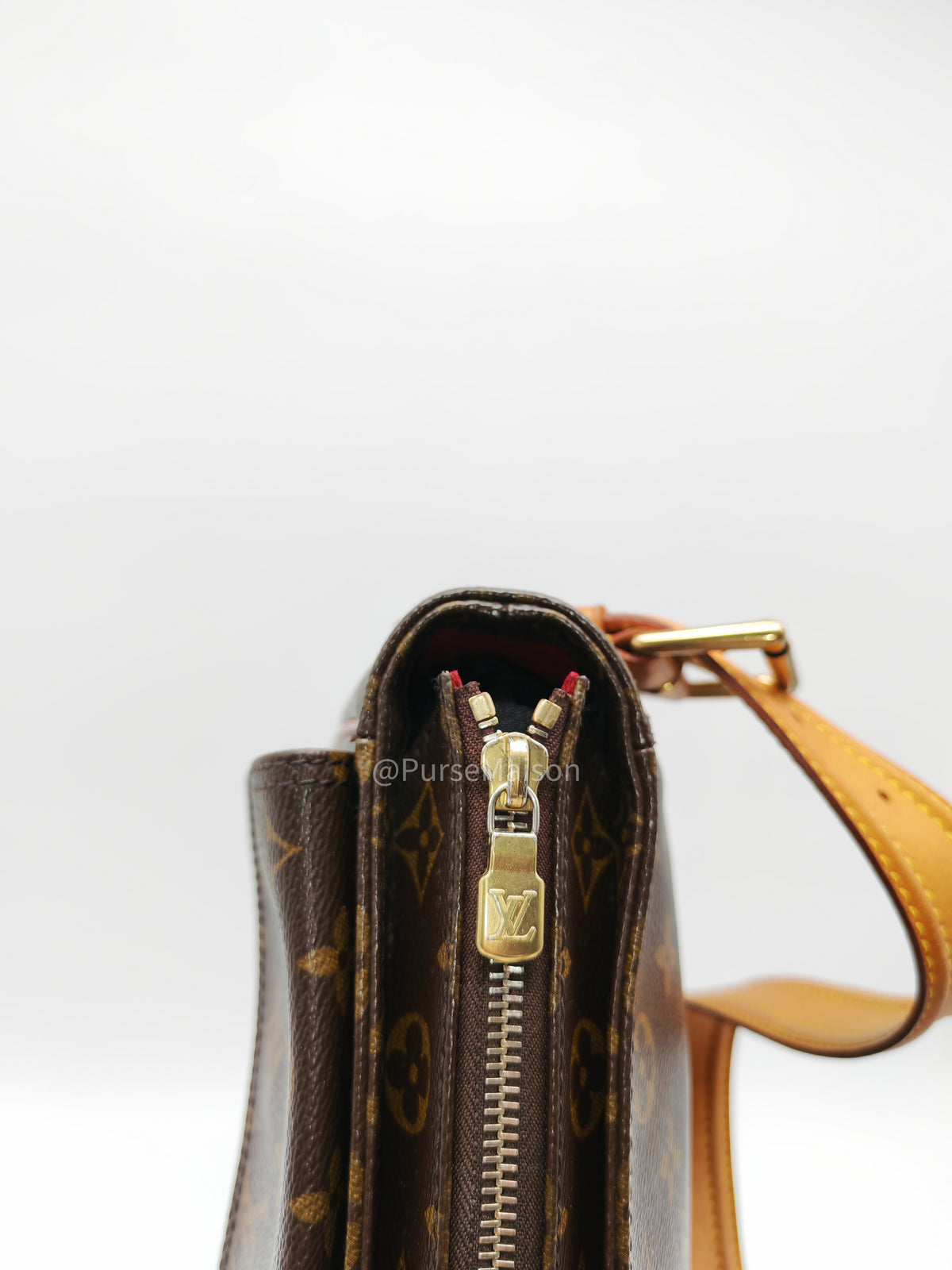 Louis Vuitton Viva-Cite GM in Monogram Canvas and Gold Hardware (Datecode: AR0045) | Purse Maison Luxury Bags Shop